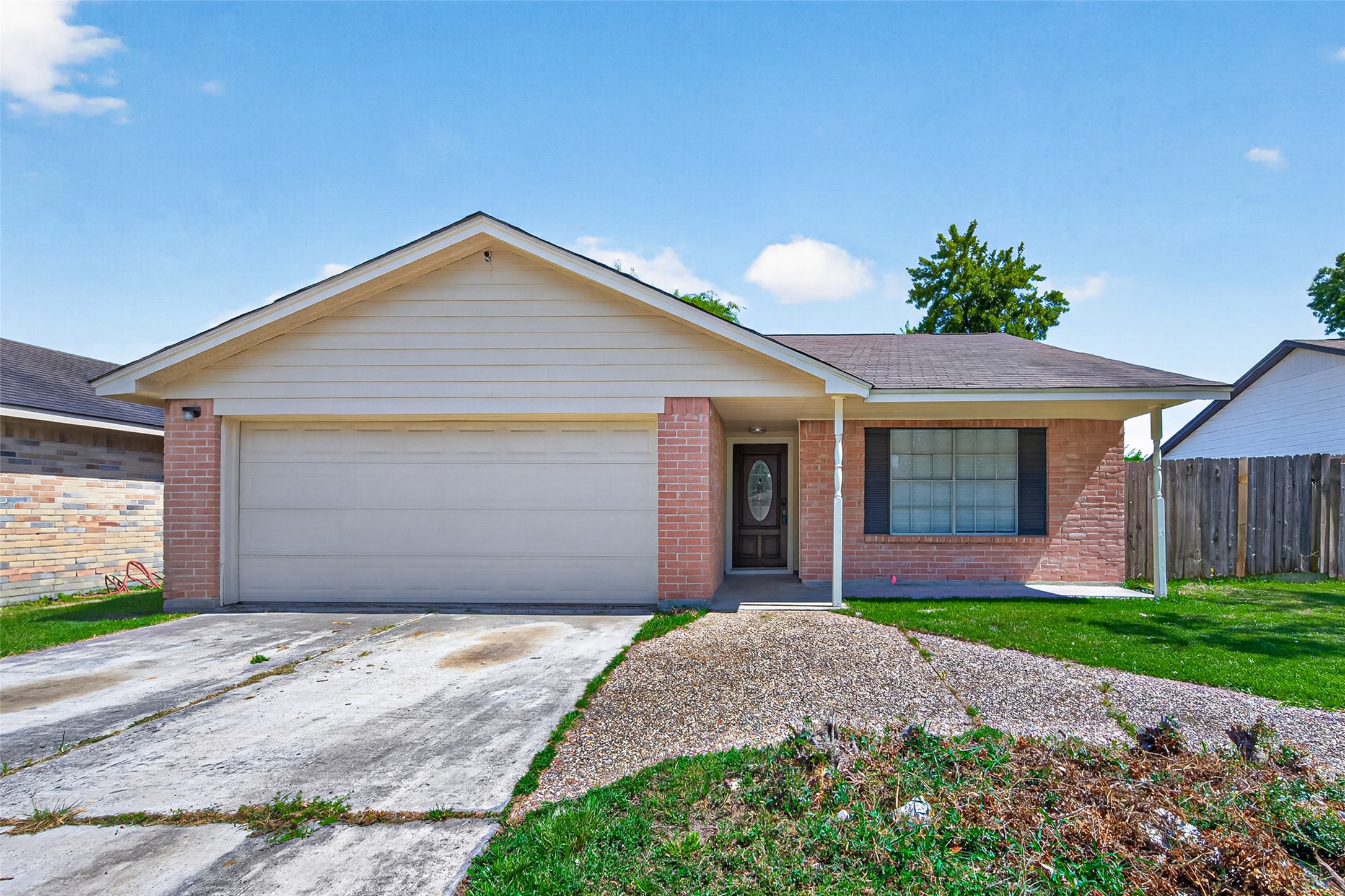 10915 Clear Fork Drive Property Photo 1