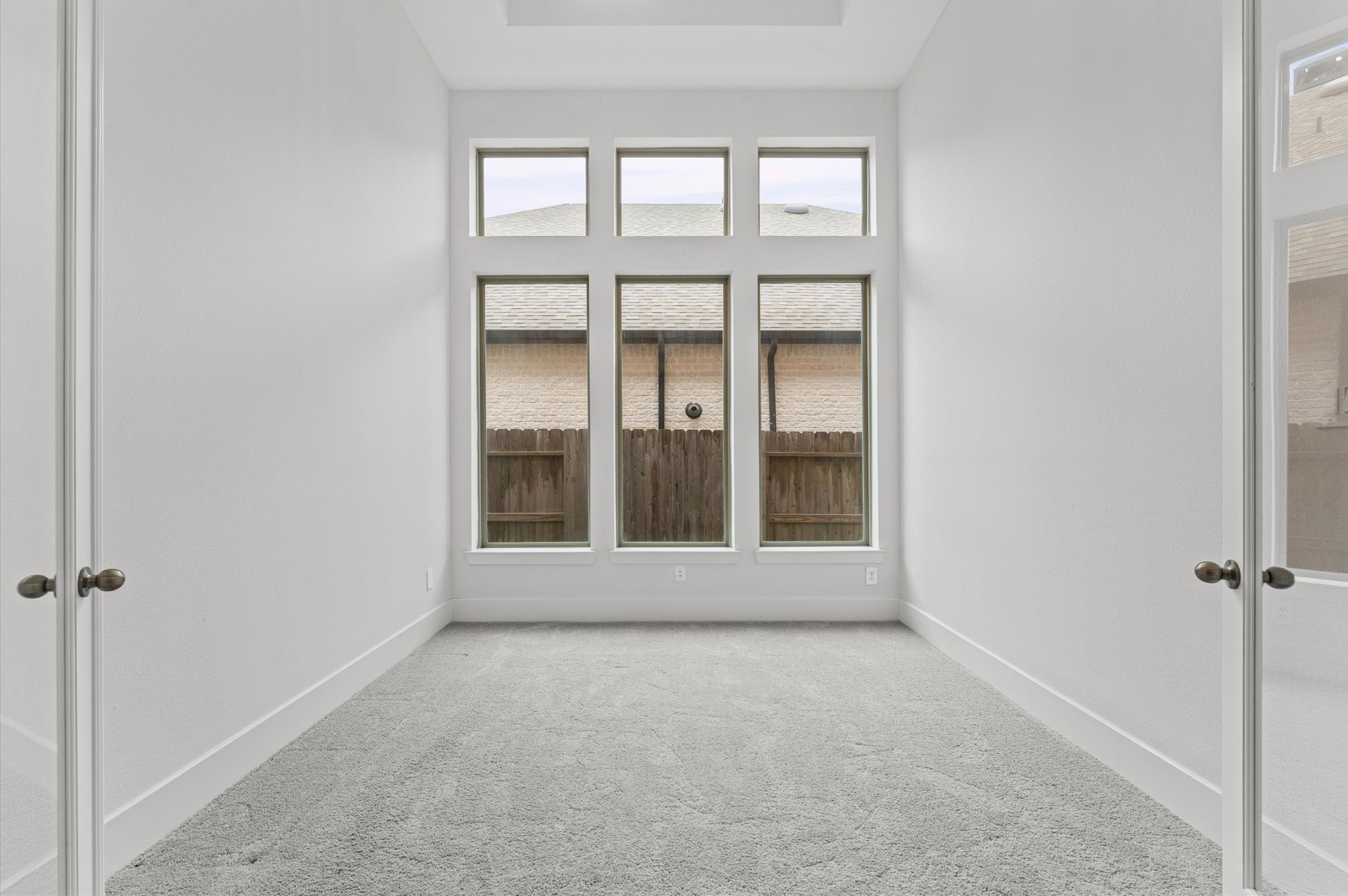 15084 Berry Brook Drive Property Photo 12