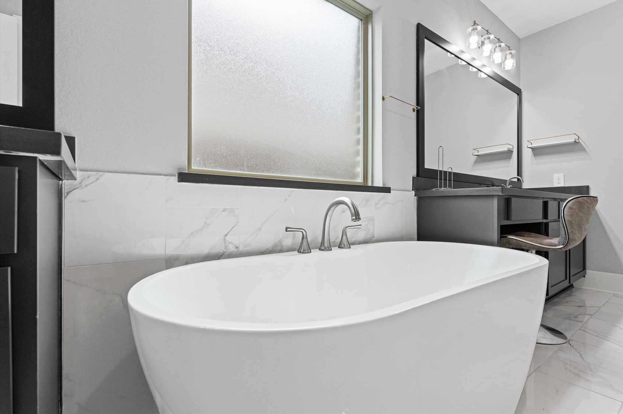 15084 Berry Brook Drive Property Photo 19