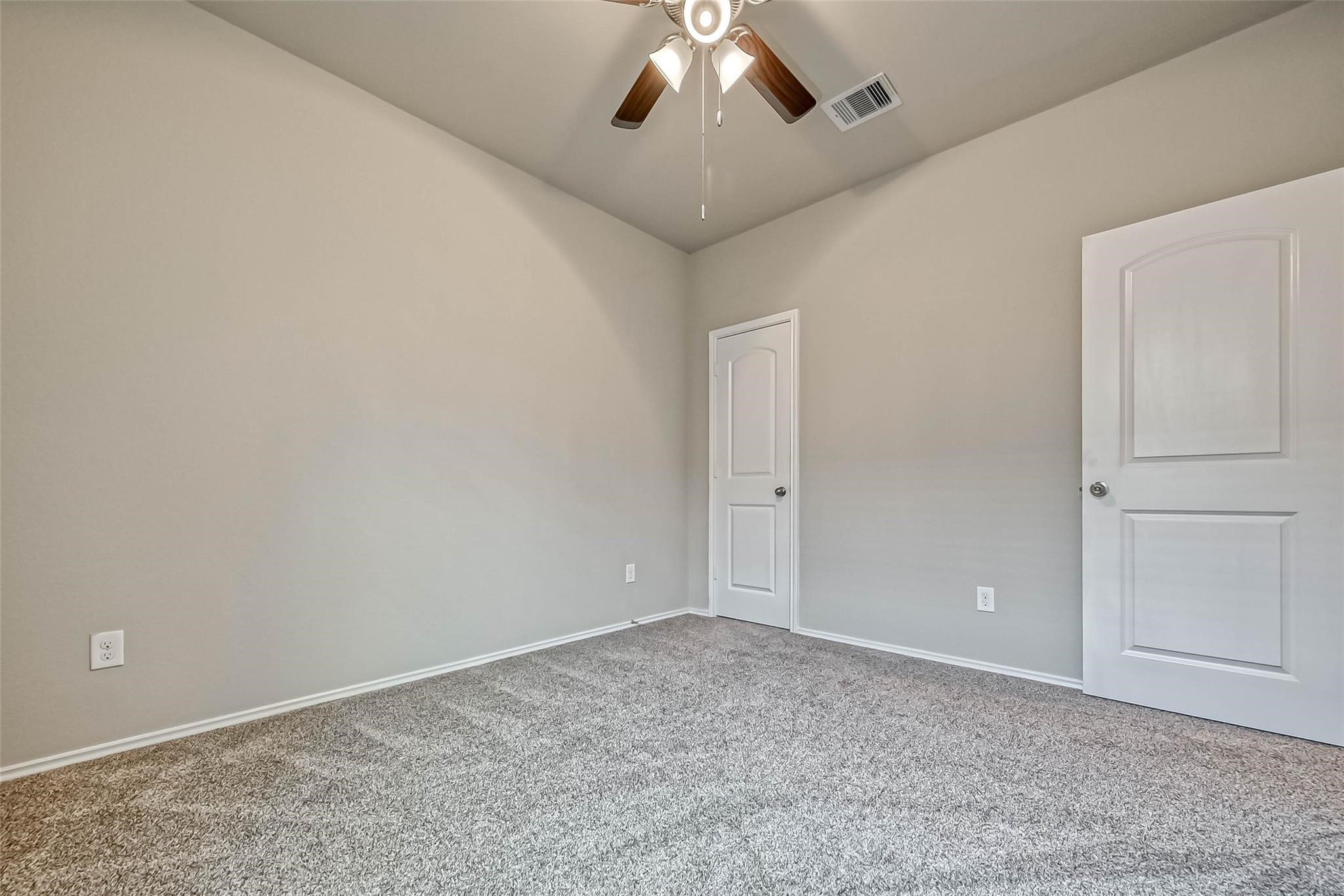 14122 Silver Falls Court Property Photo 24