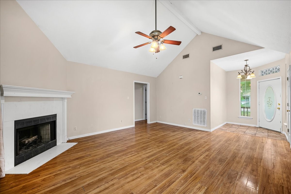 2601 Oakwood Drive Property Photo 3
