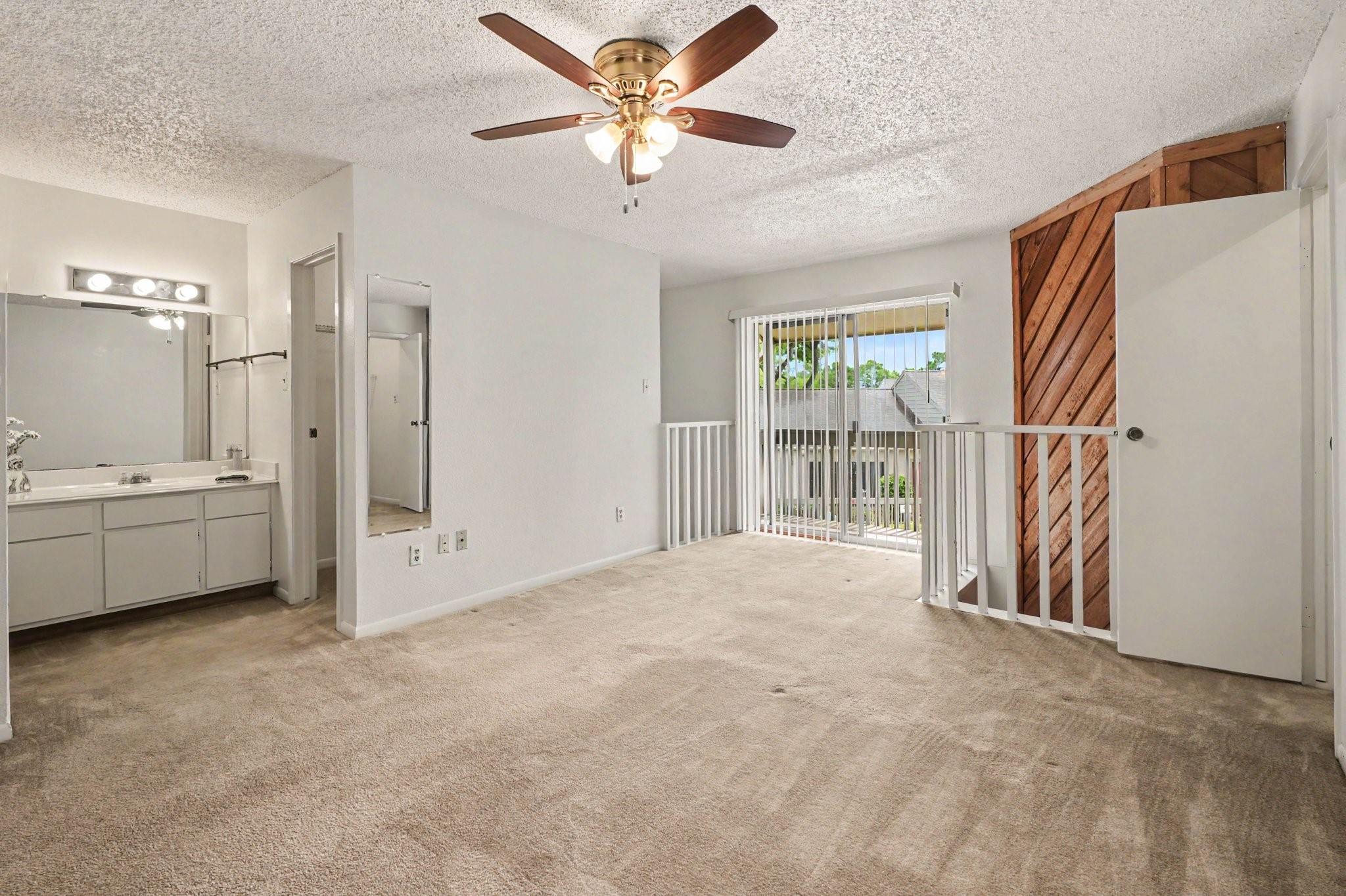 1900 Bay Area Blvd Boulevard 123 C Property Photo 15