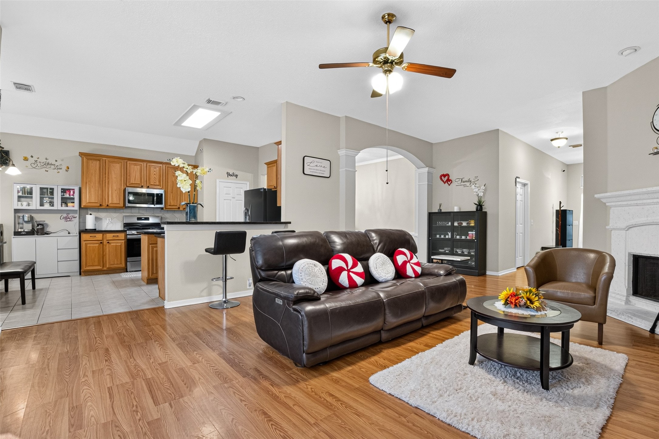 7514 Broken Oak Lane Property Photo 4