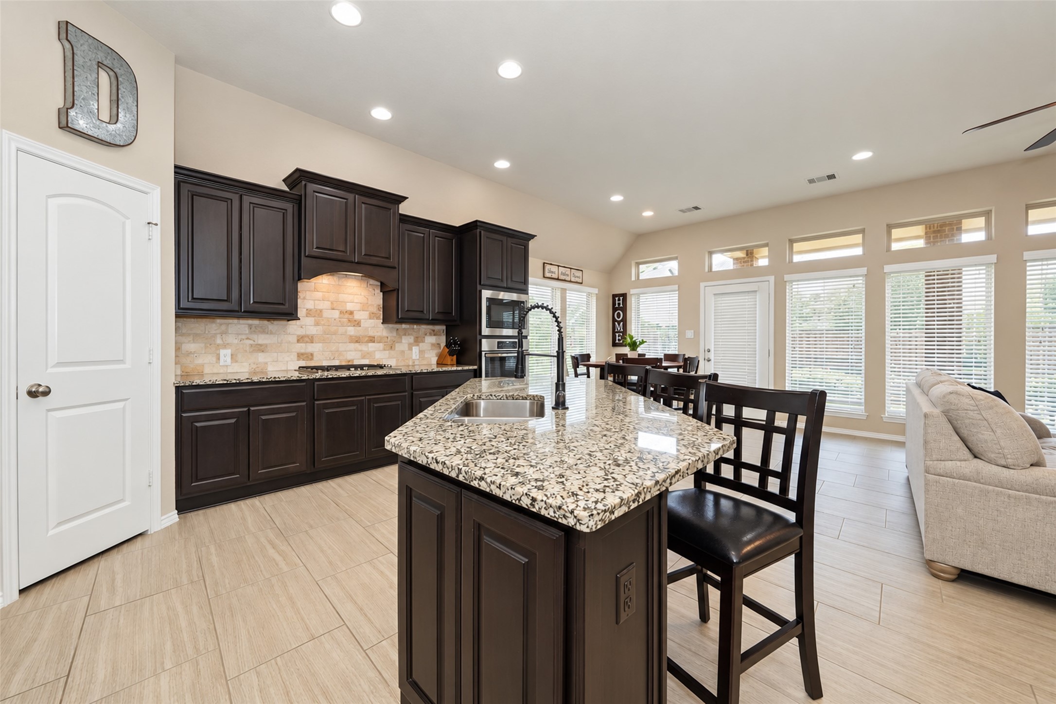 23915 Via Viale Drive Property Photo 16