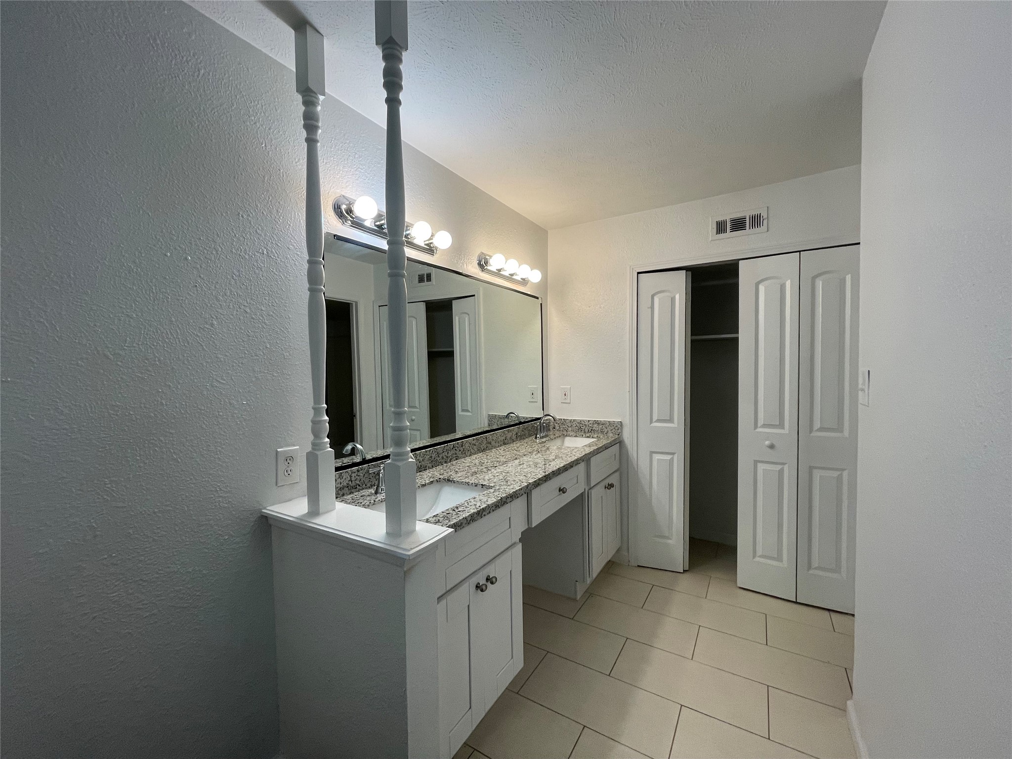 14109 Callahan Drive Property Photo 8