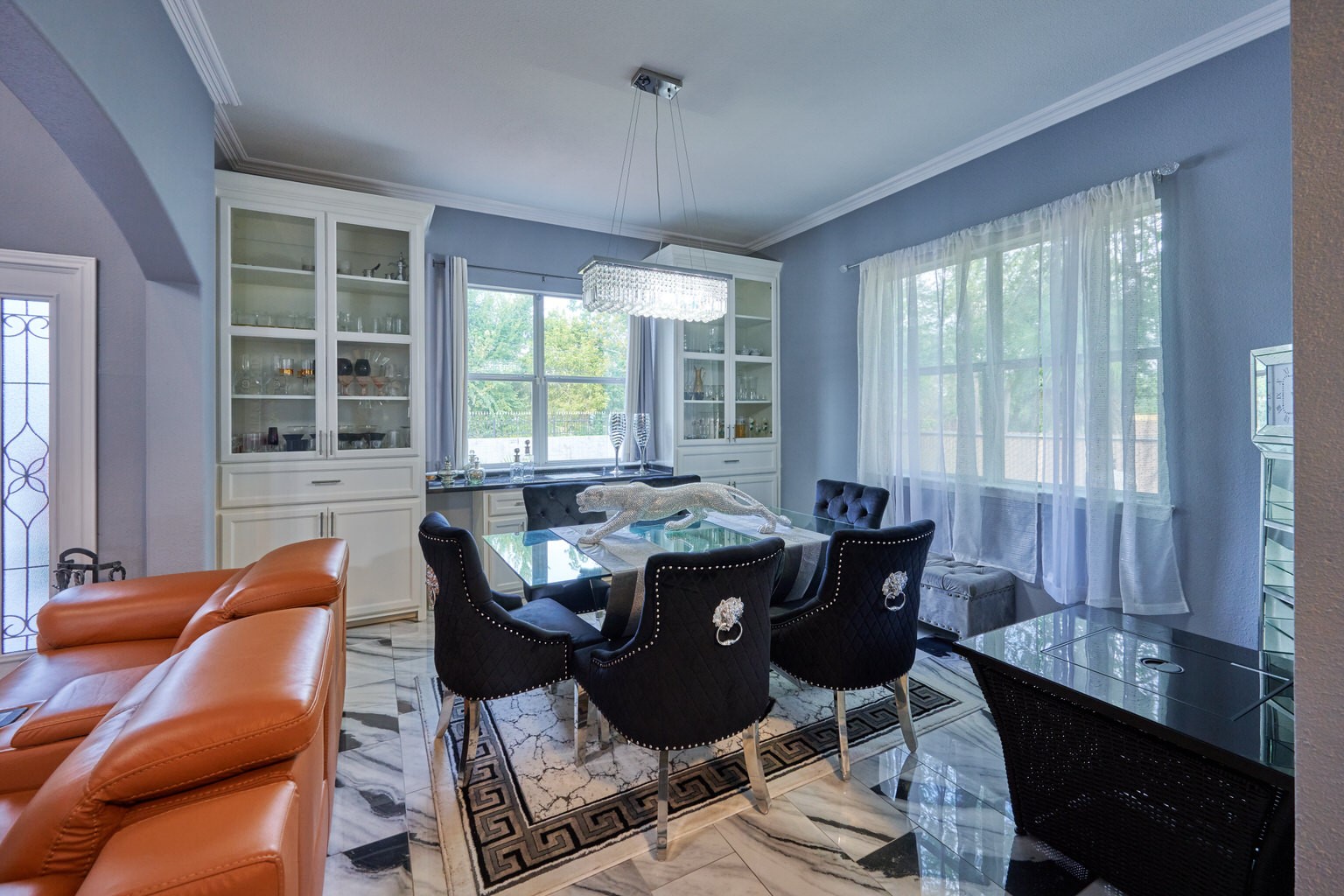 5359 Allen Genoa Road Property Photo 7