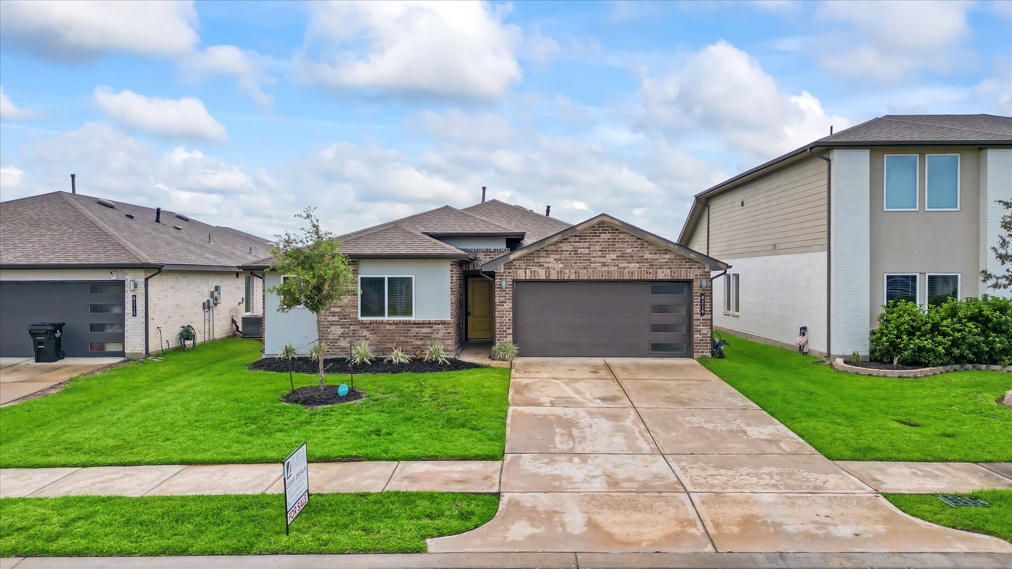 8219 Precious Passing Way Property Photo 3