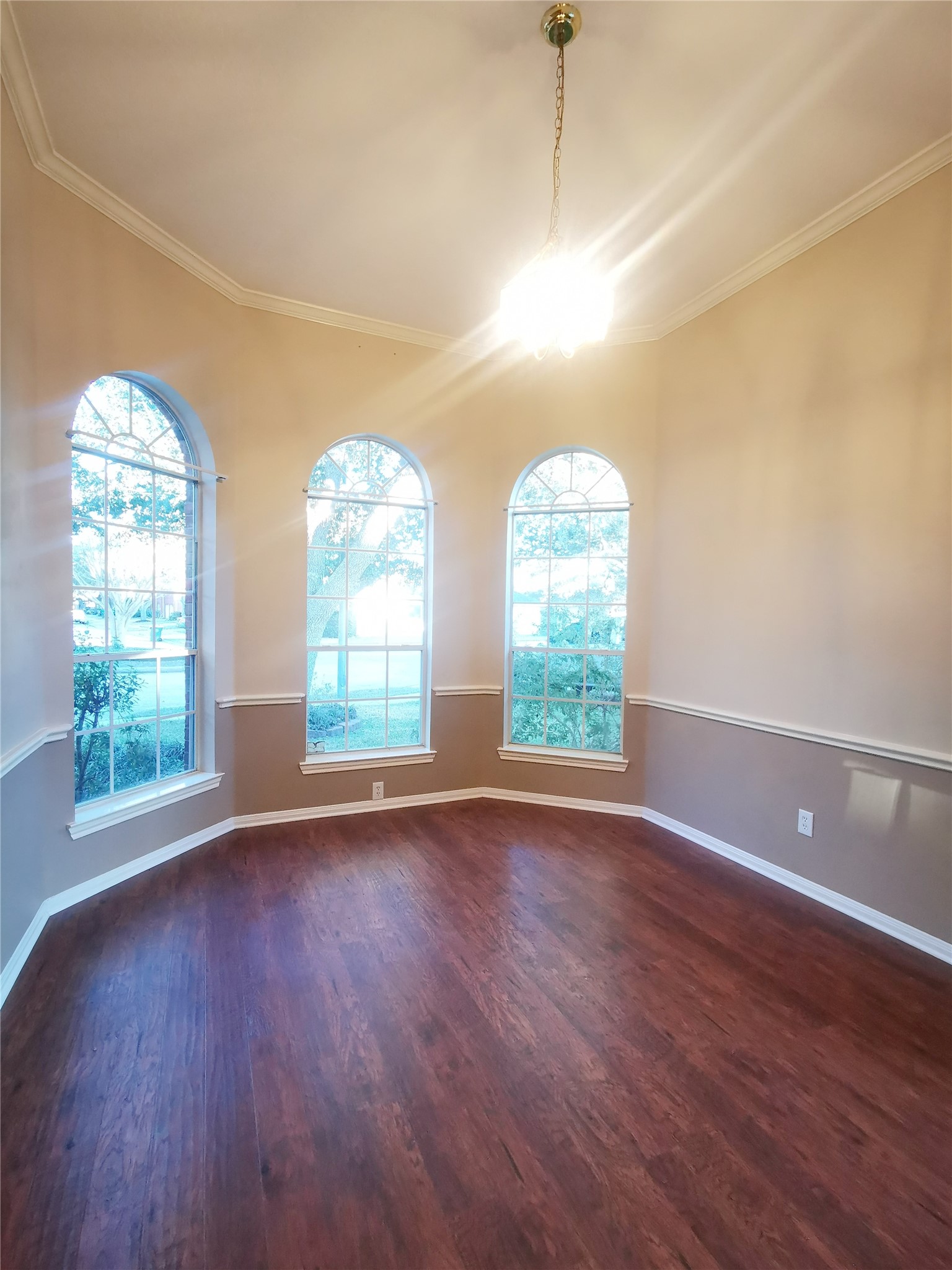 802 Portsmouth Drive Property Photo 8