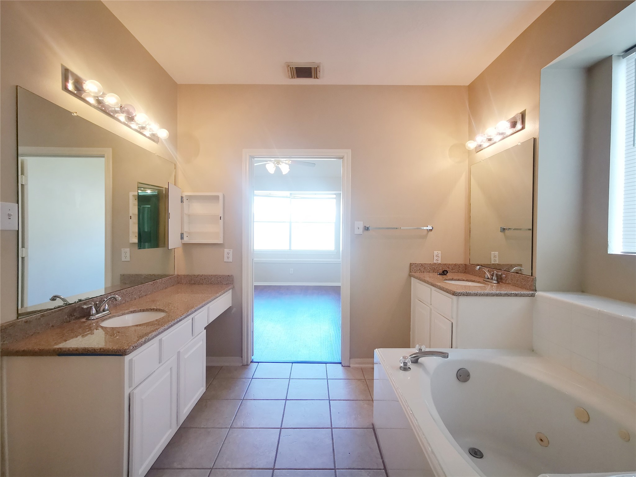 802 Portsmouth Drive Property Photo 20