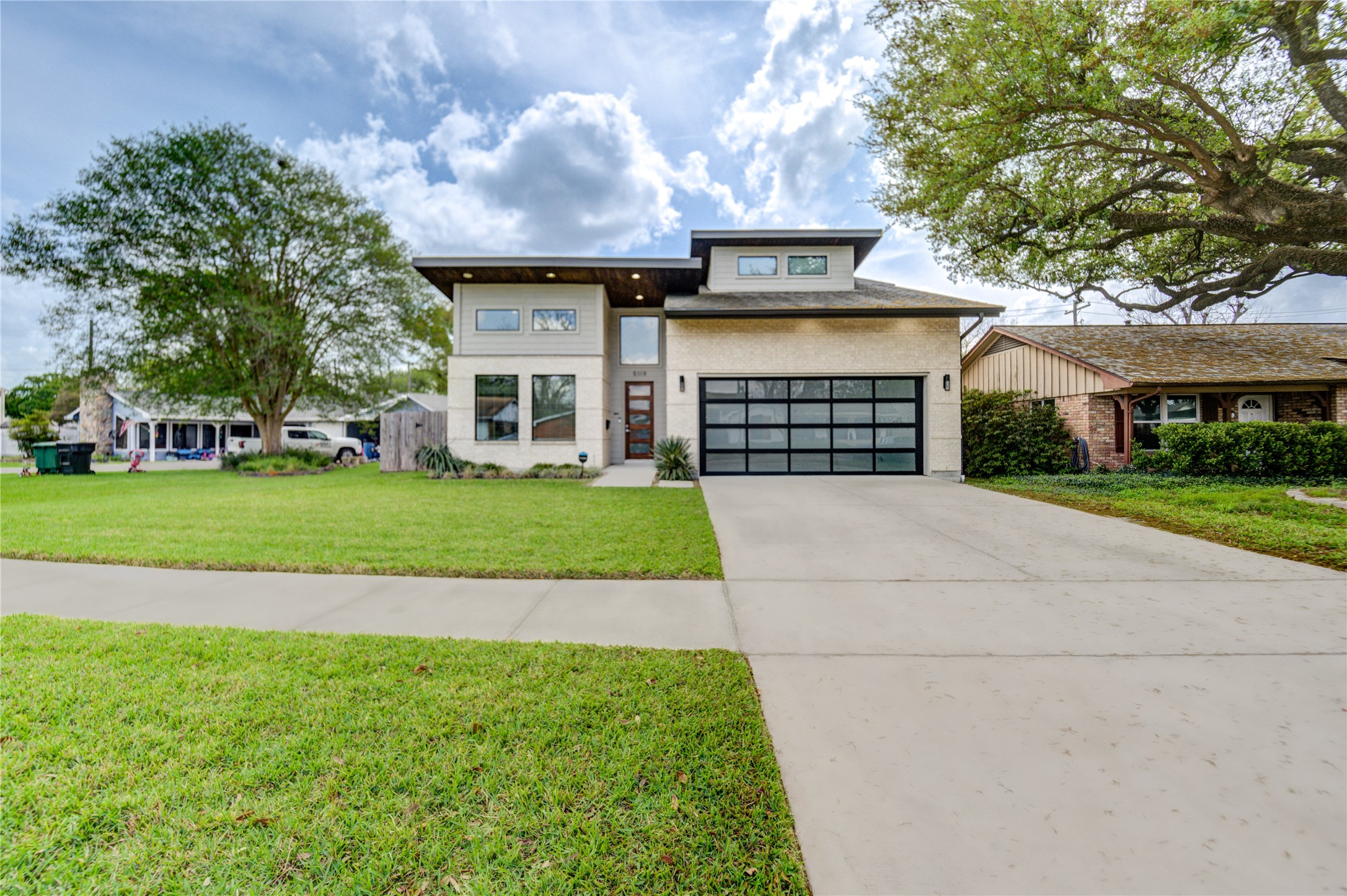 5119 Georgi Lane Property Photo 1