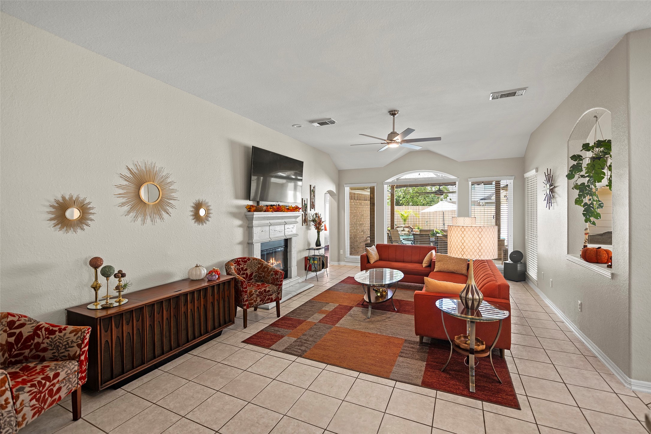 16511 Evergreen Lake Lane Property Photo 7