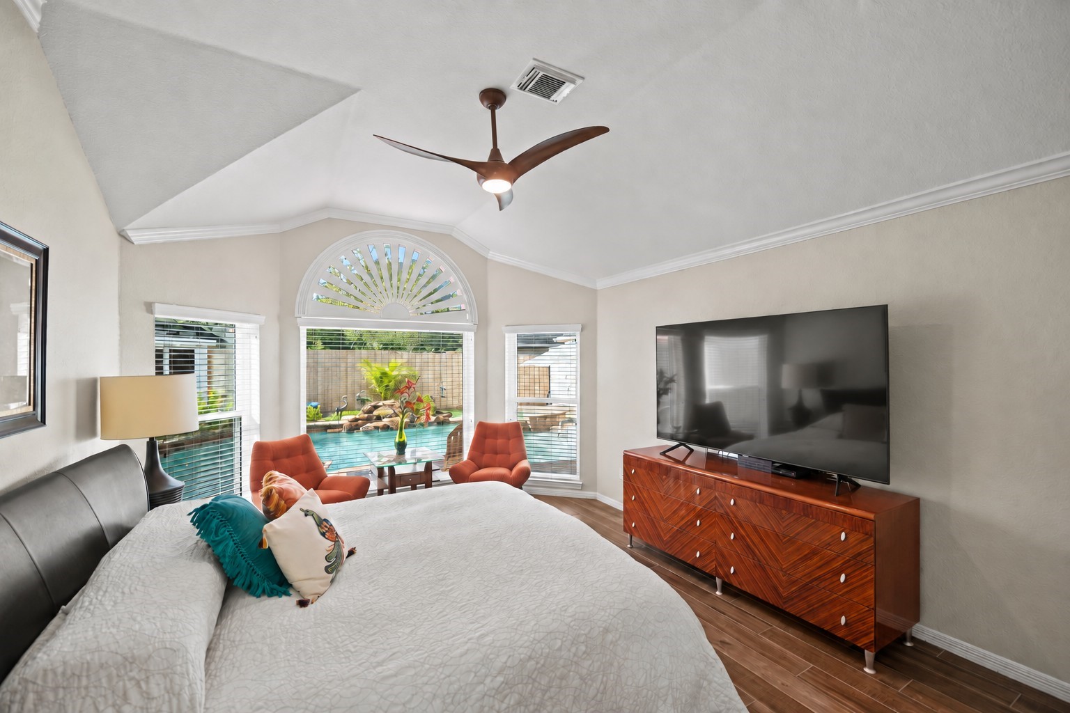 16511 Evergreen Lake Lane Property Photo 10