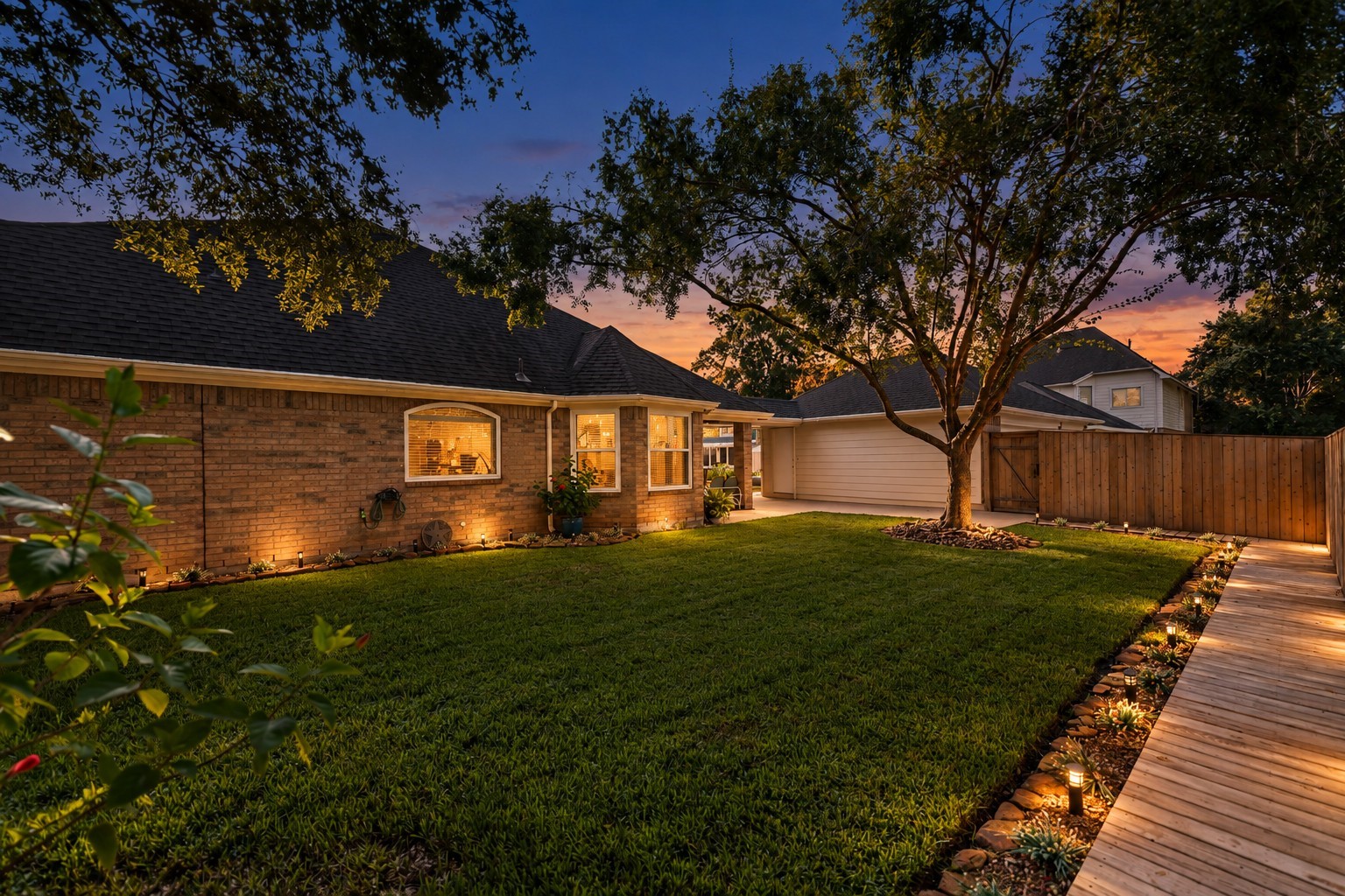 16511 Evergreen Lake Lane Property Photo 23