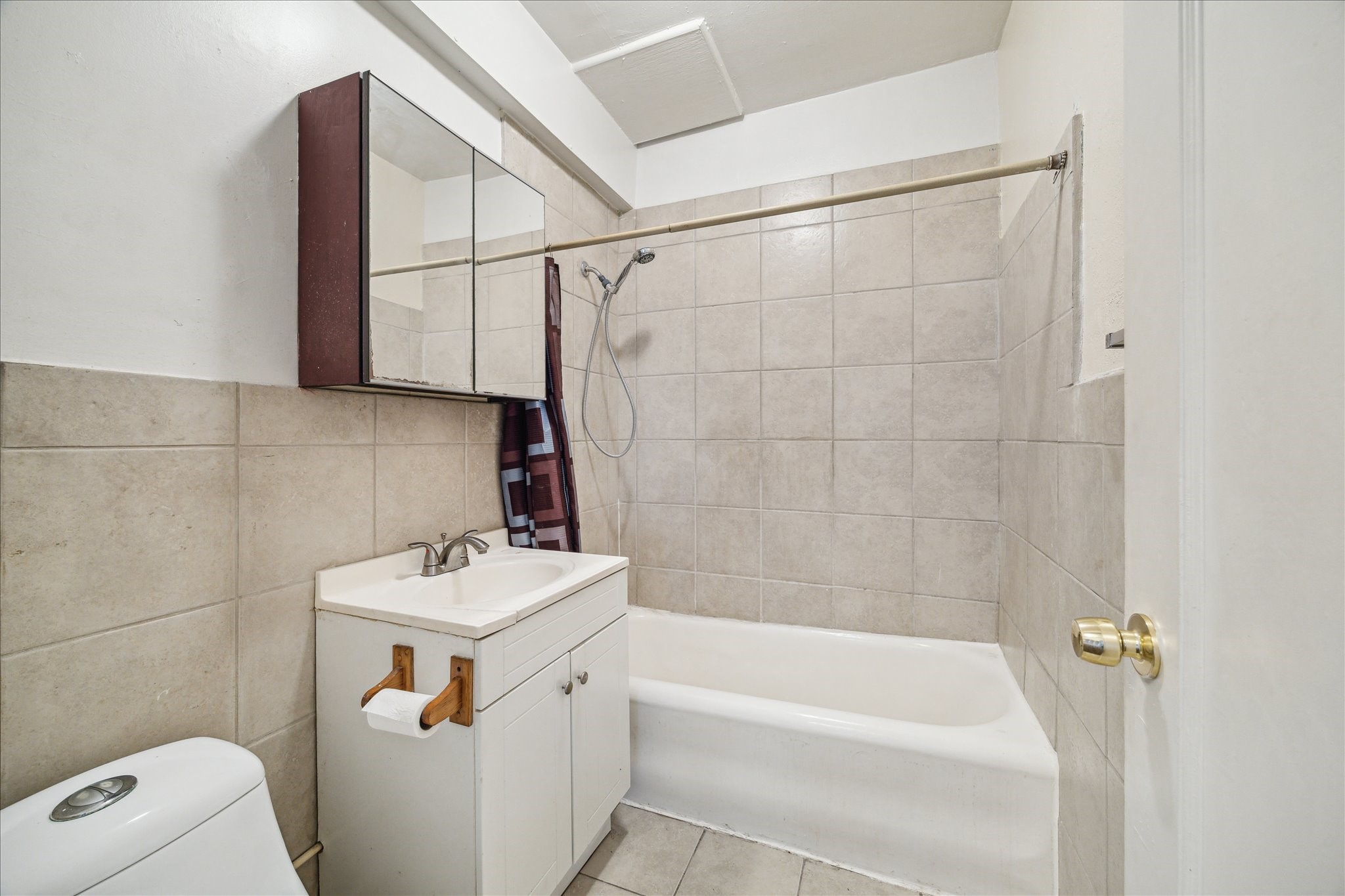 2113 Berry Street A Property Photo 9