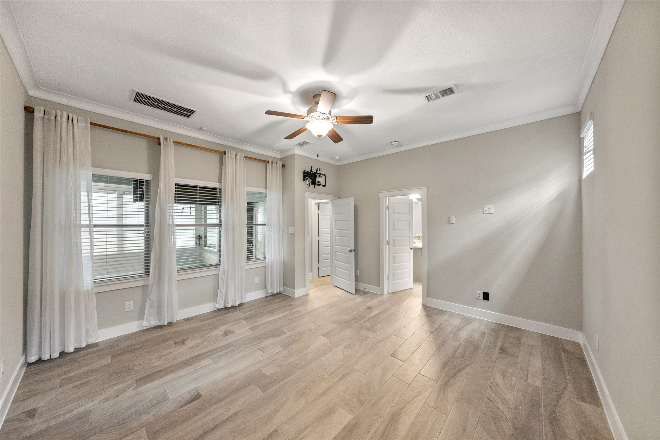 16815 Osprey Bend Drive Property Photo 11