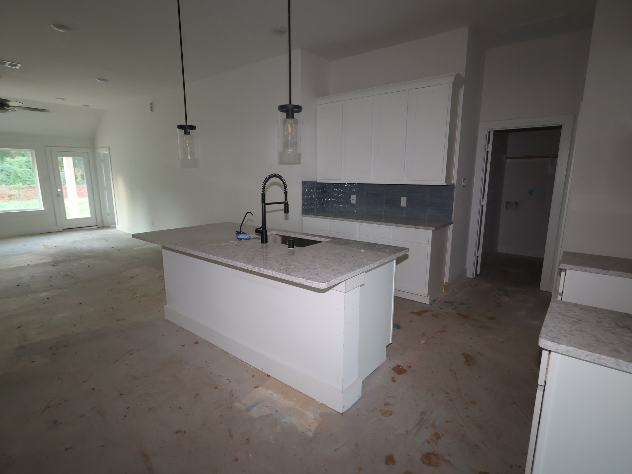 32214 Sunbeam Drive Property Photo 3