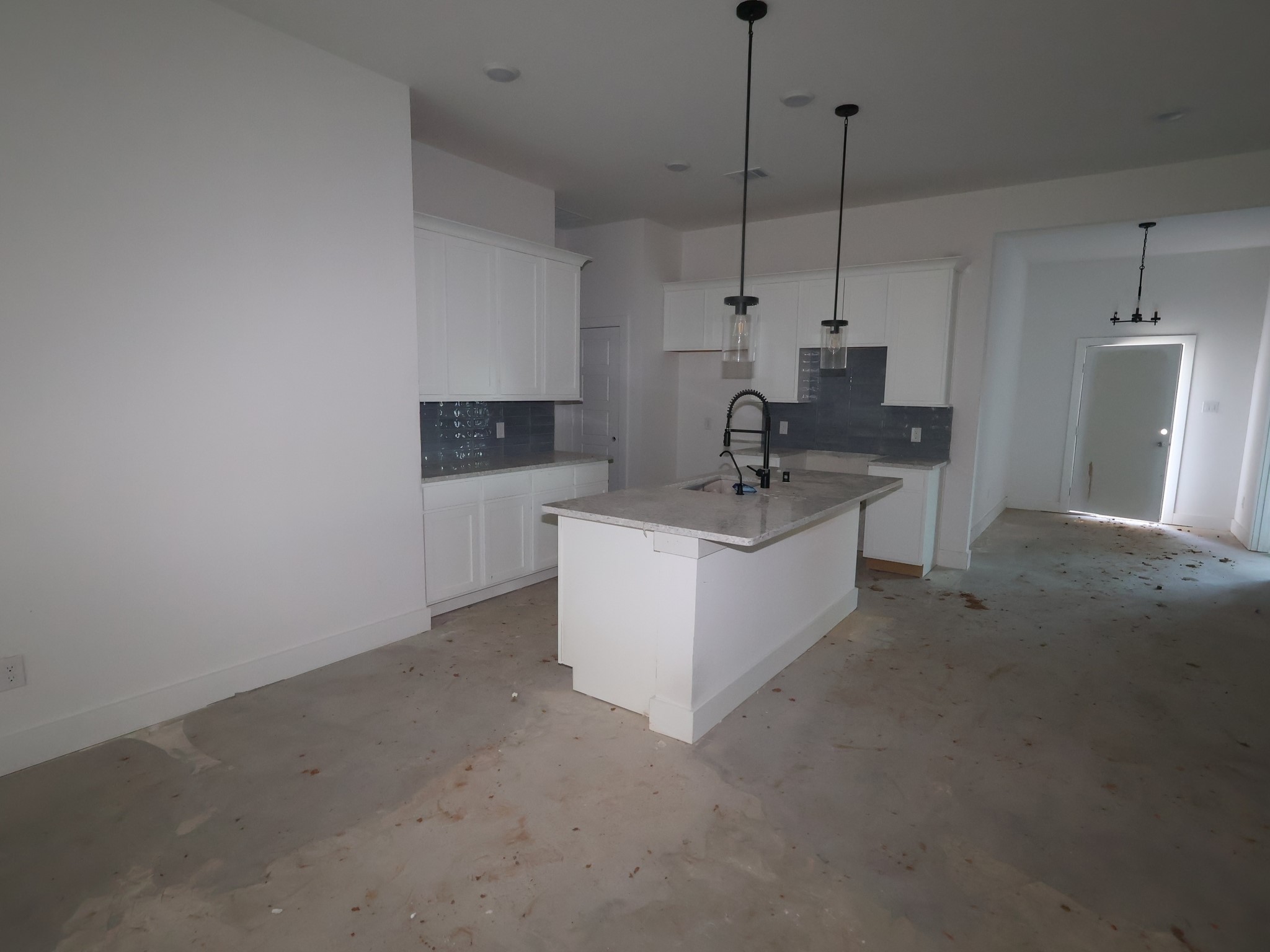 32214 Sunbeam Drive Property Photo 4