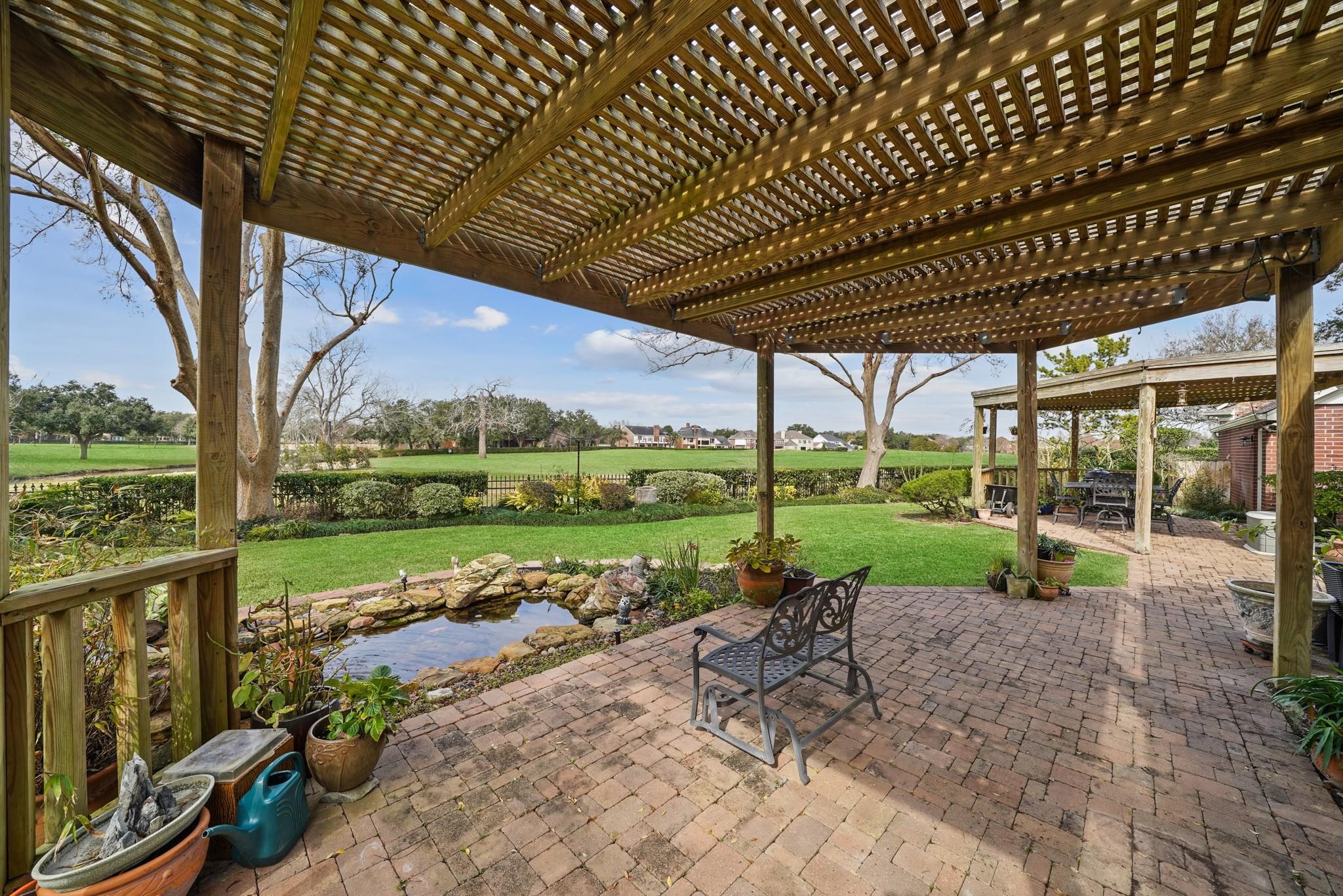 25 The Oval Street Property Photo 34