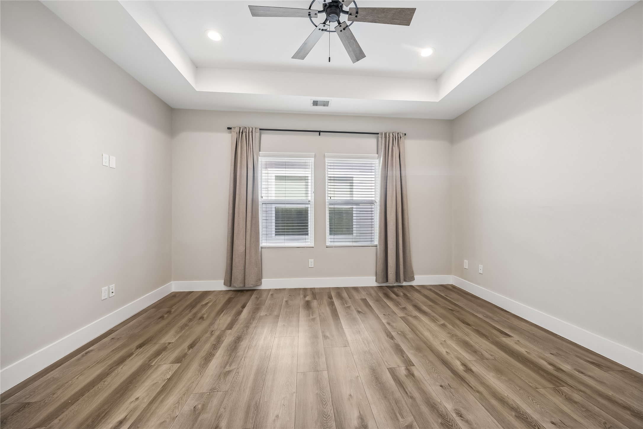 1209 W Tidwell Road Property Photo 18