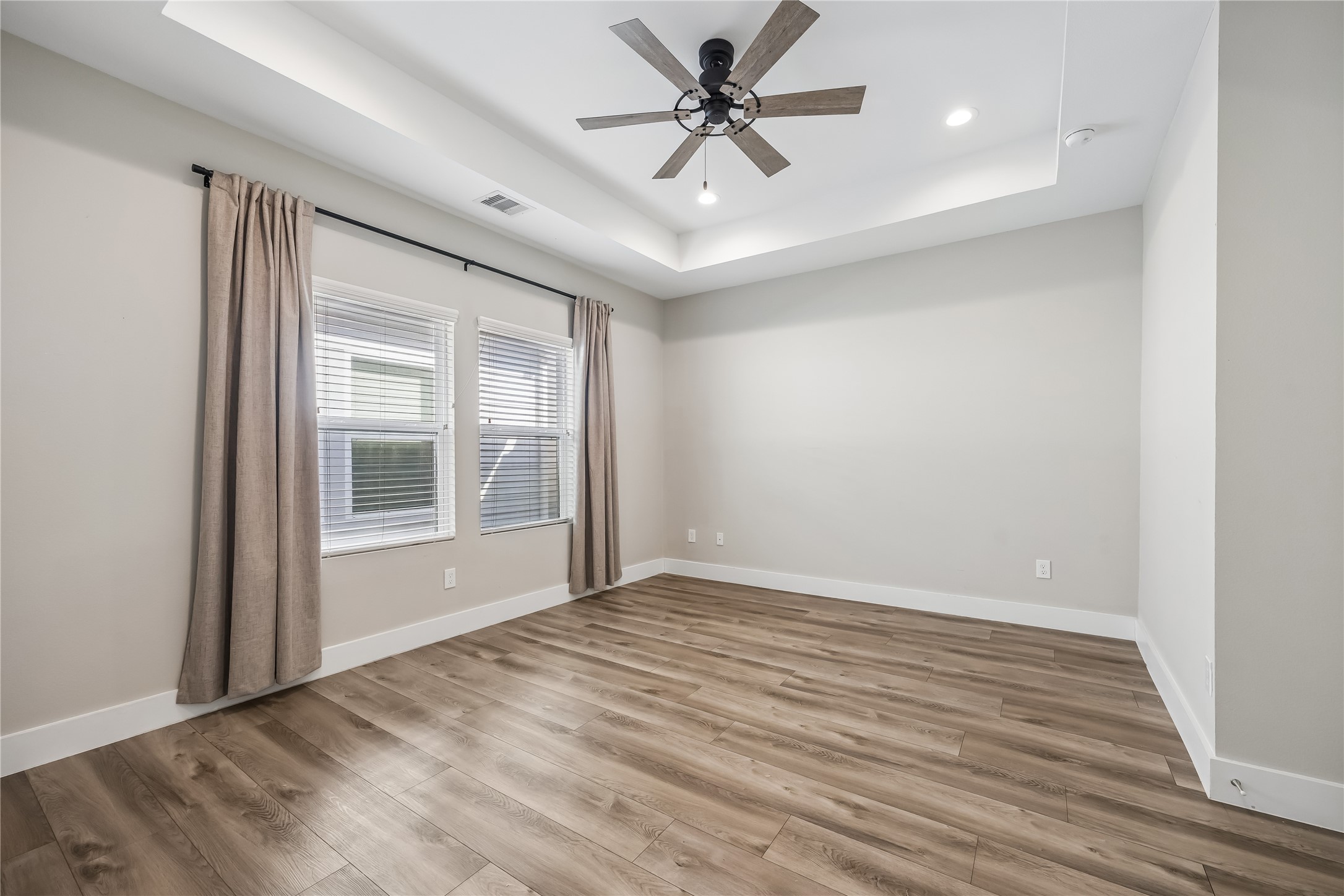 1209 W Tidwell Road Property Photo 19