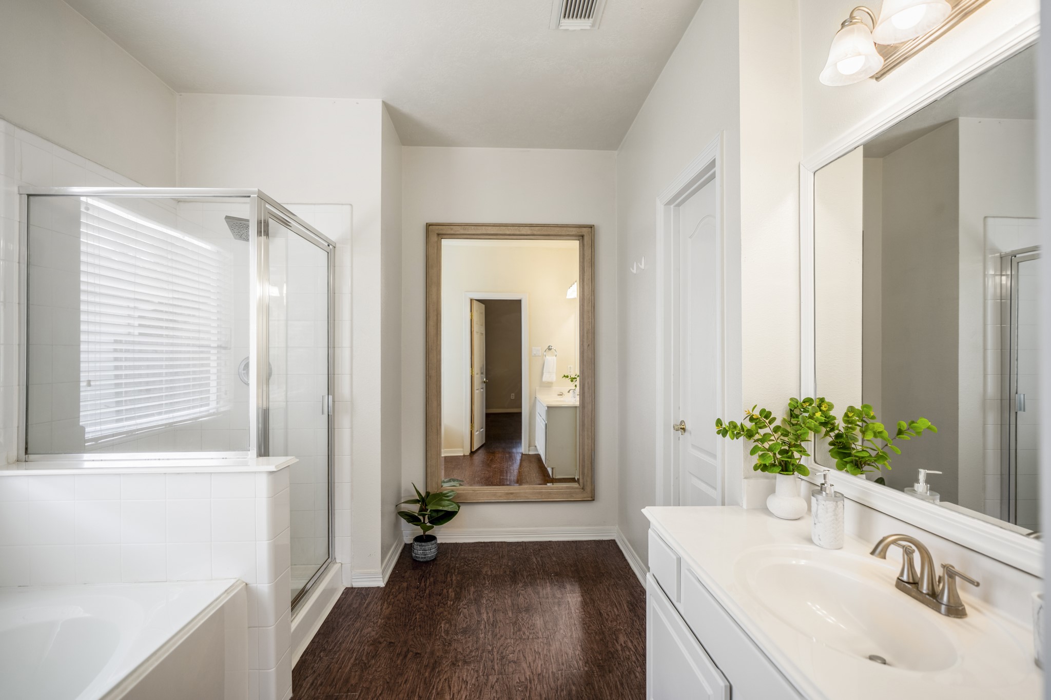5106 Opal Sky Drive Property Photo 16