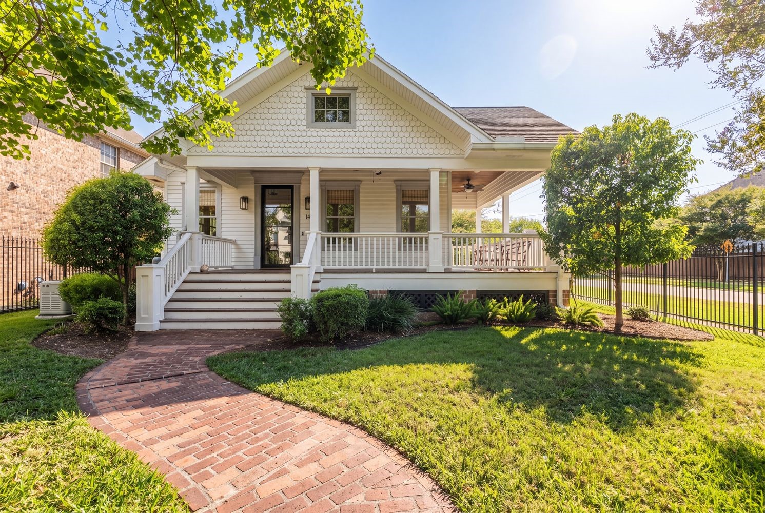 1441 Waverly Street Property Photo 1