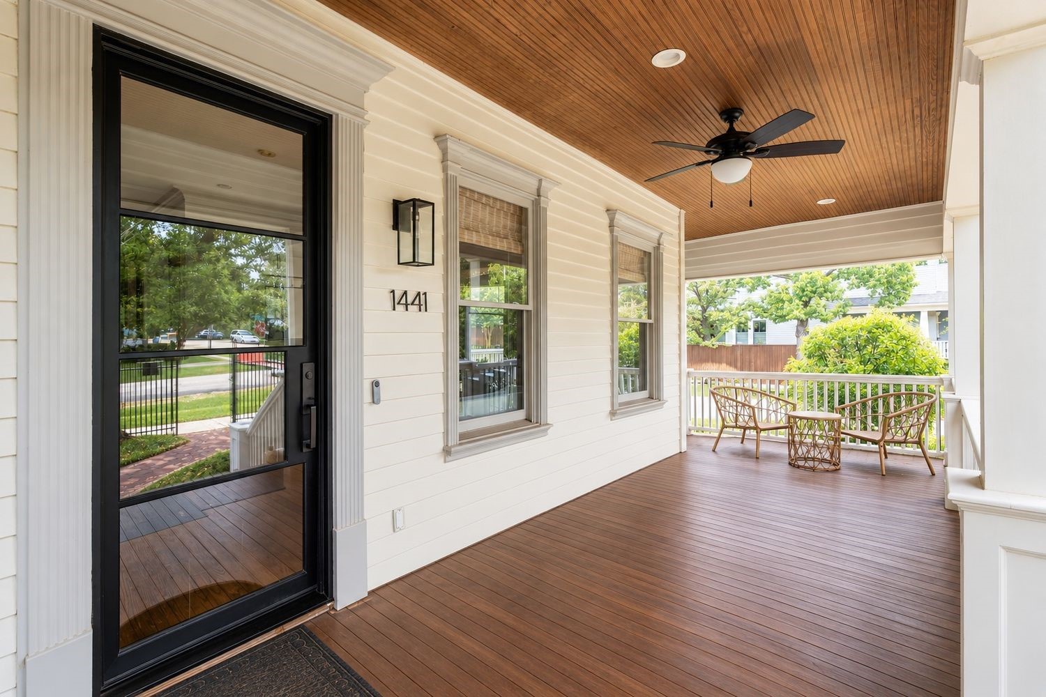 1441 Waverly Street Property Photo 3