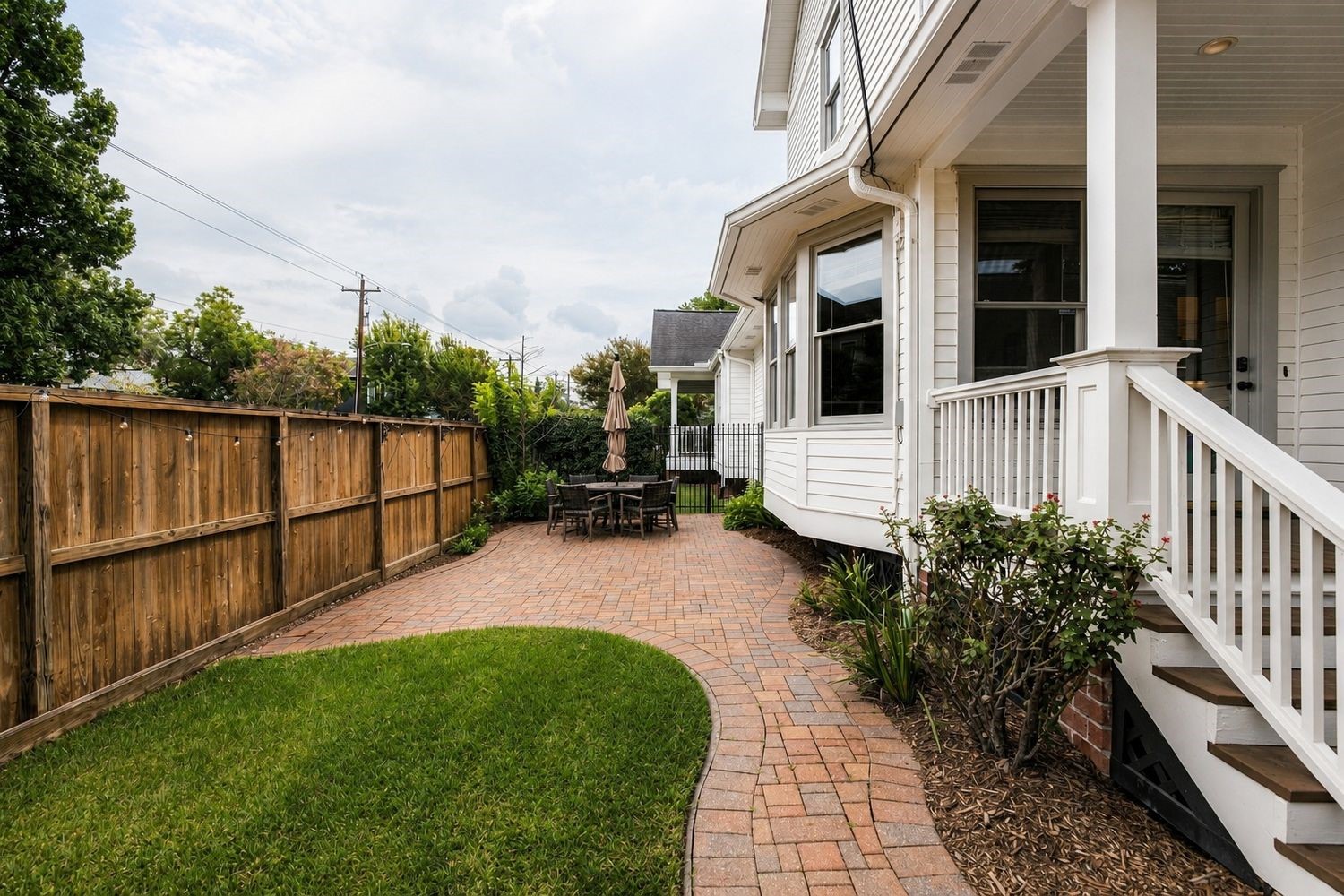 1441 Waverly Street Property Photo 36