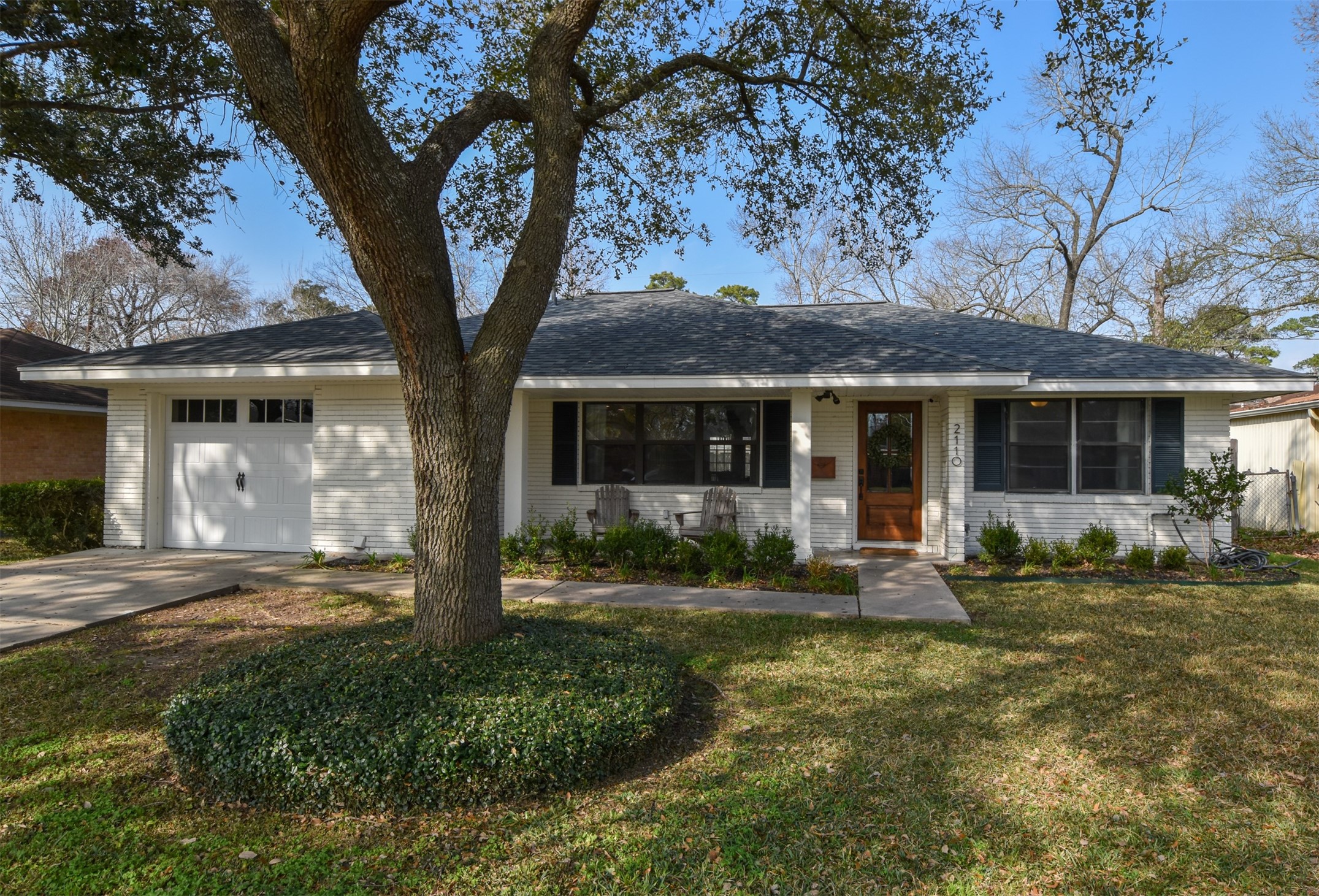 2110 Hewitt Drive Property Photo 5