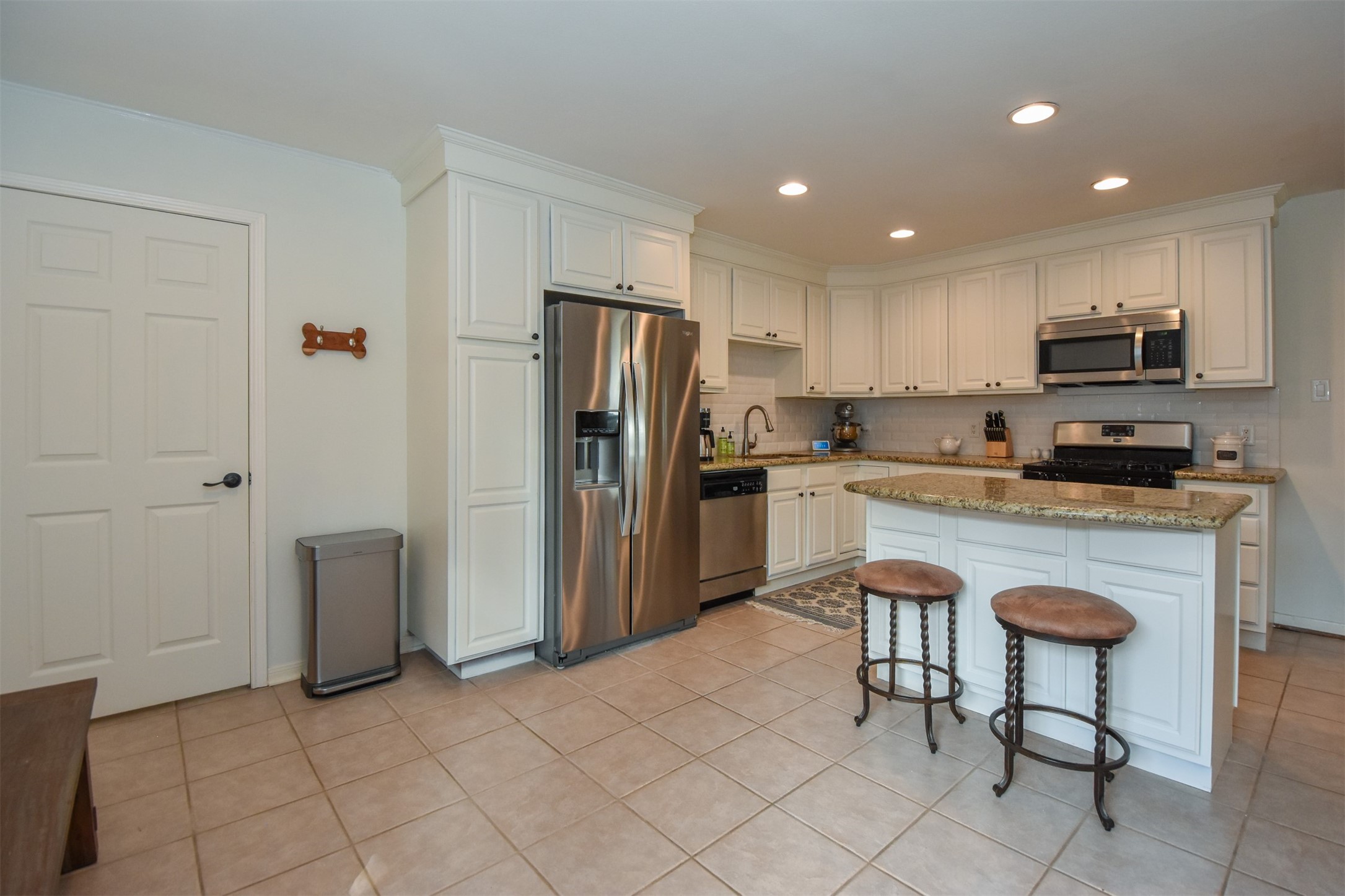 2110 Hewitt Drive Property Photo 18