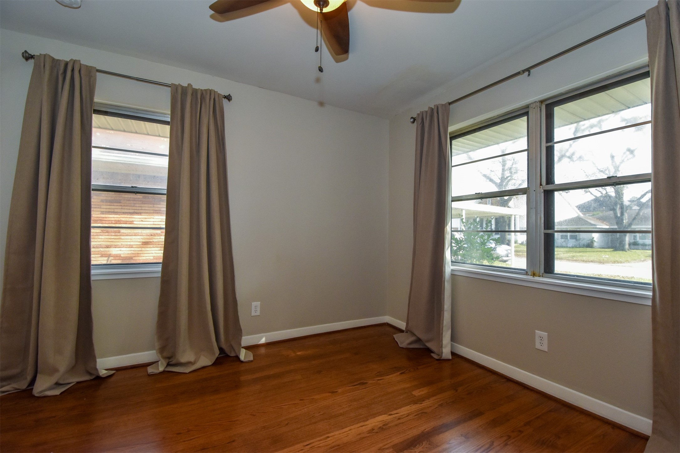 2110 Hewitt Drive Property Photo 30