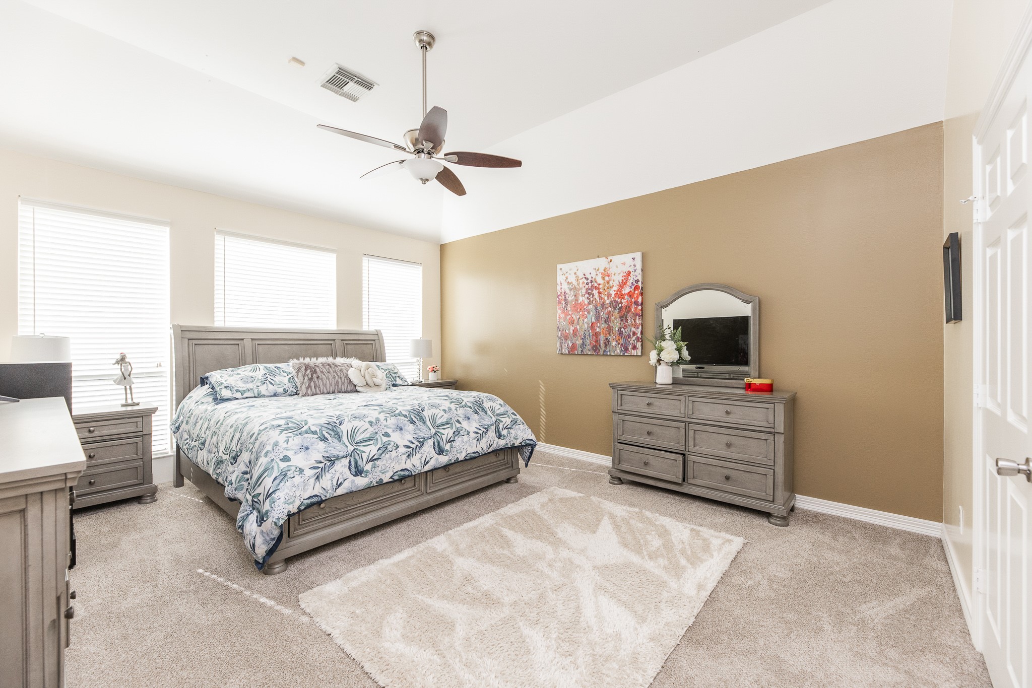 2618 Pinebend Drive Property Photo 14