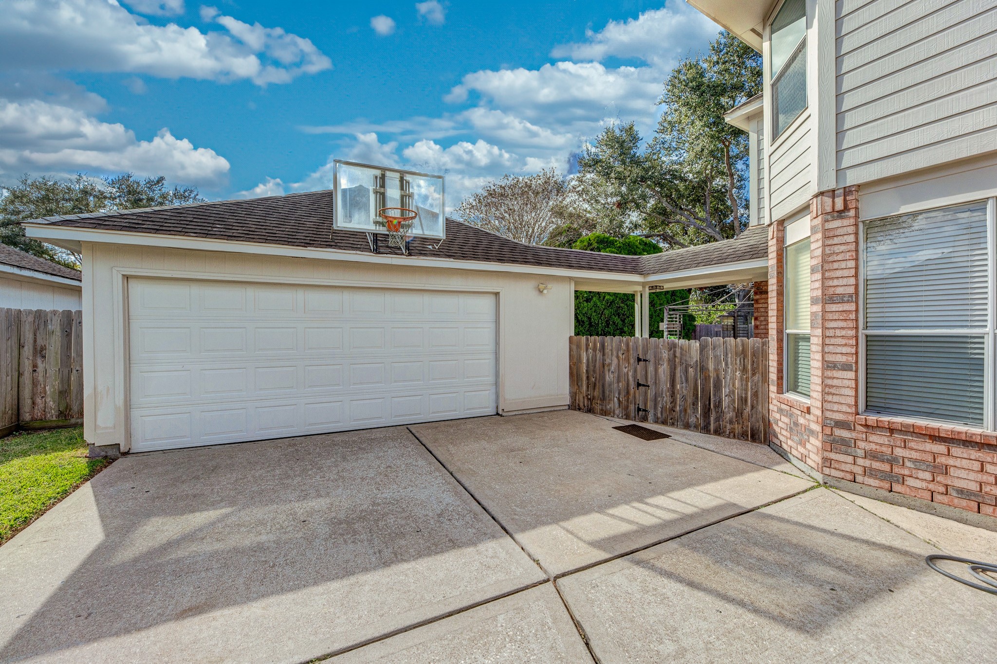2618 Pinebend Drive Property Photo 36