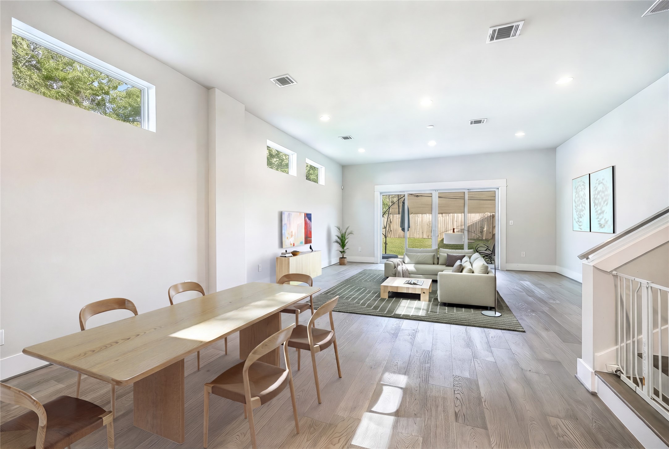 618 W 25th Street Property Photo 10