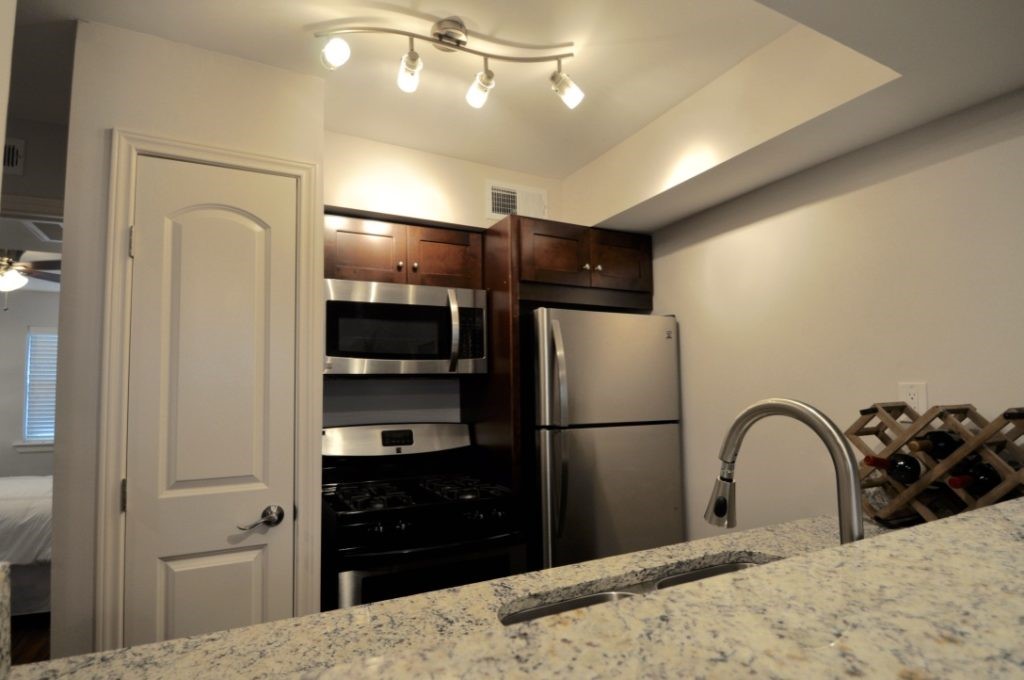 4903-4911 Junius St Property Photo 4