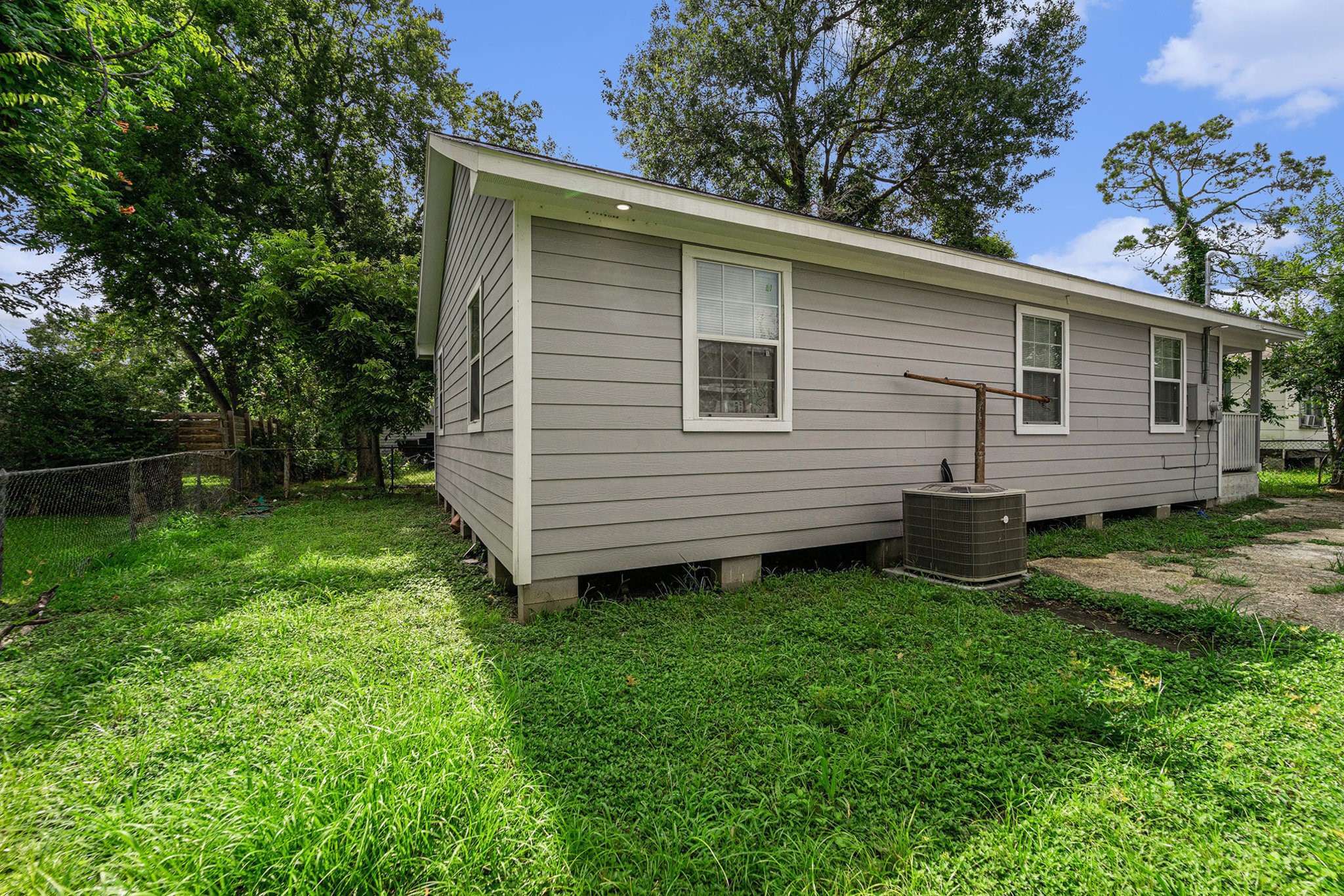 5109 Earline St Street Property Photo 8