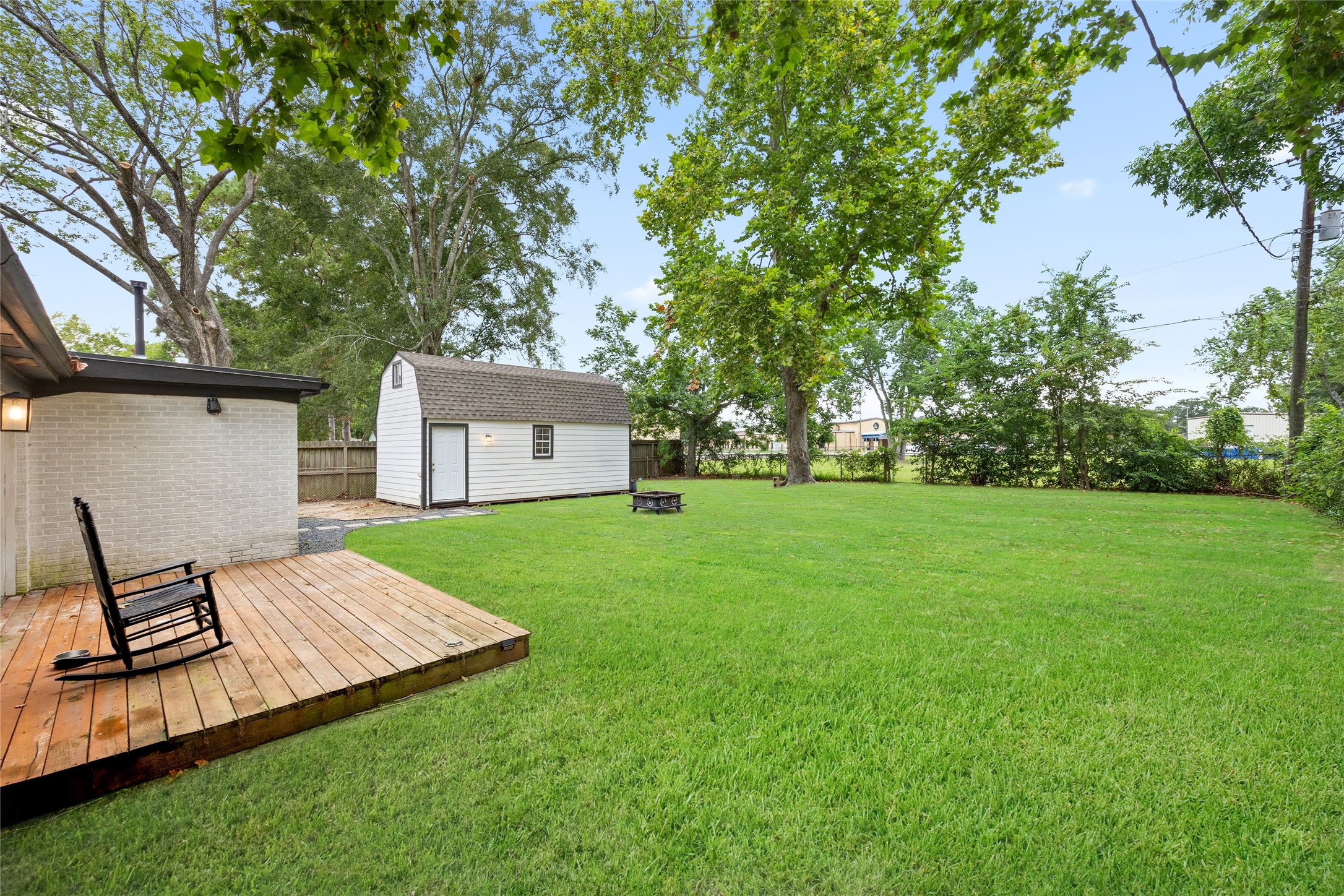 206 Edens Avenue Property Photo 28