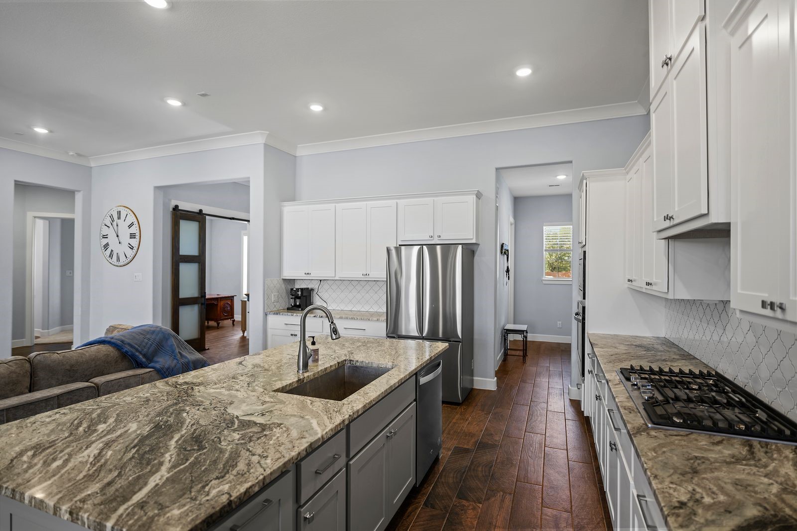 18819 Serene Water Drive Property Photo 9