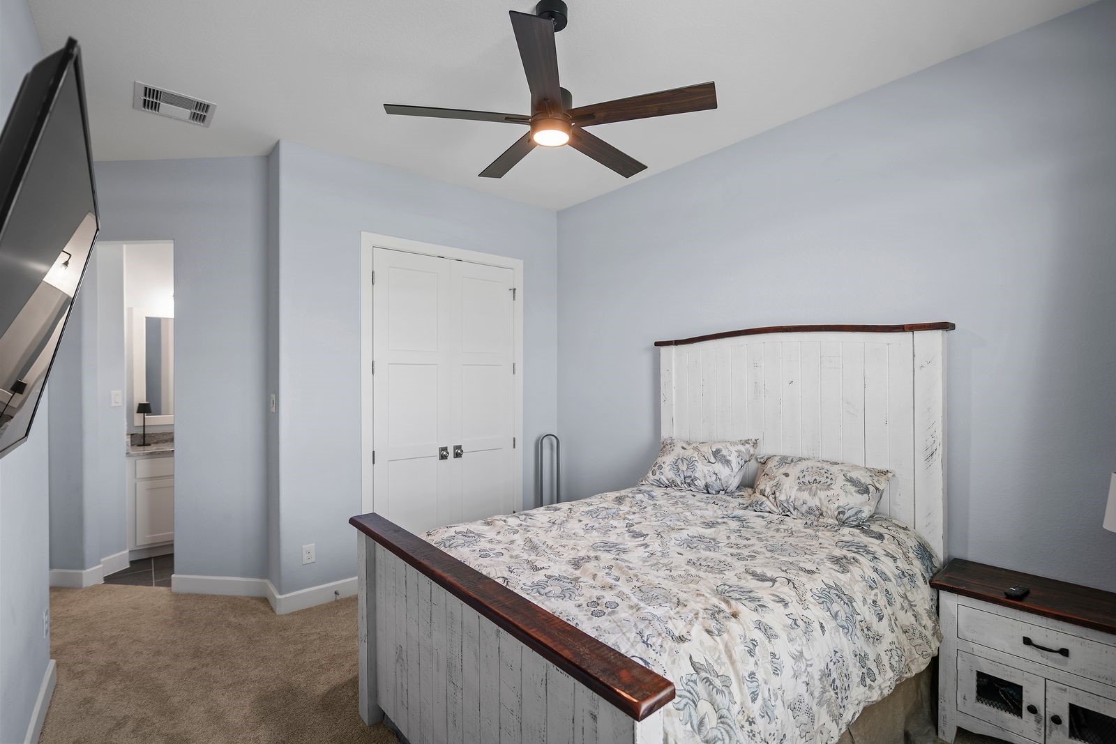 18819 Serene Water Drive Property Photo 19