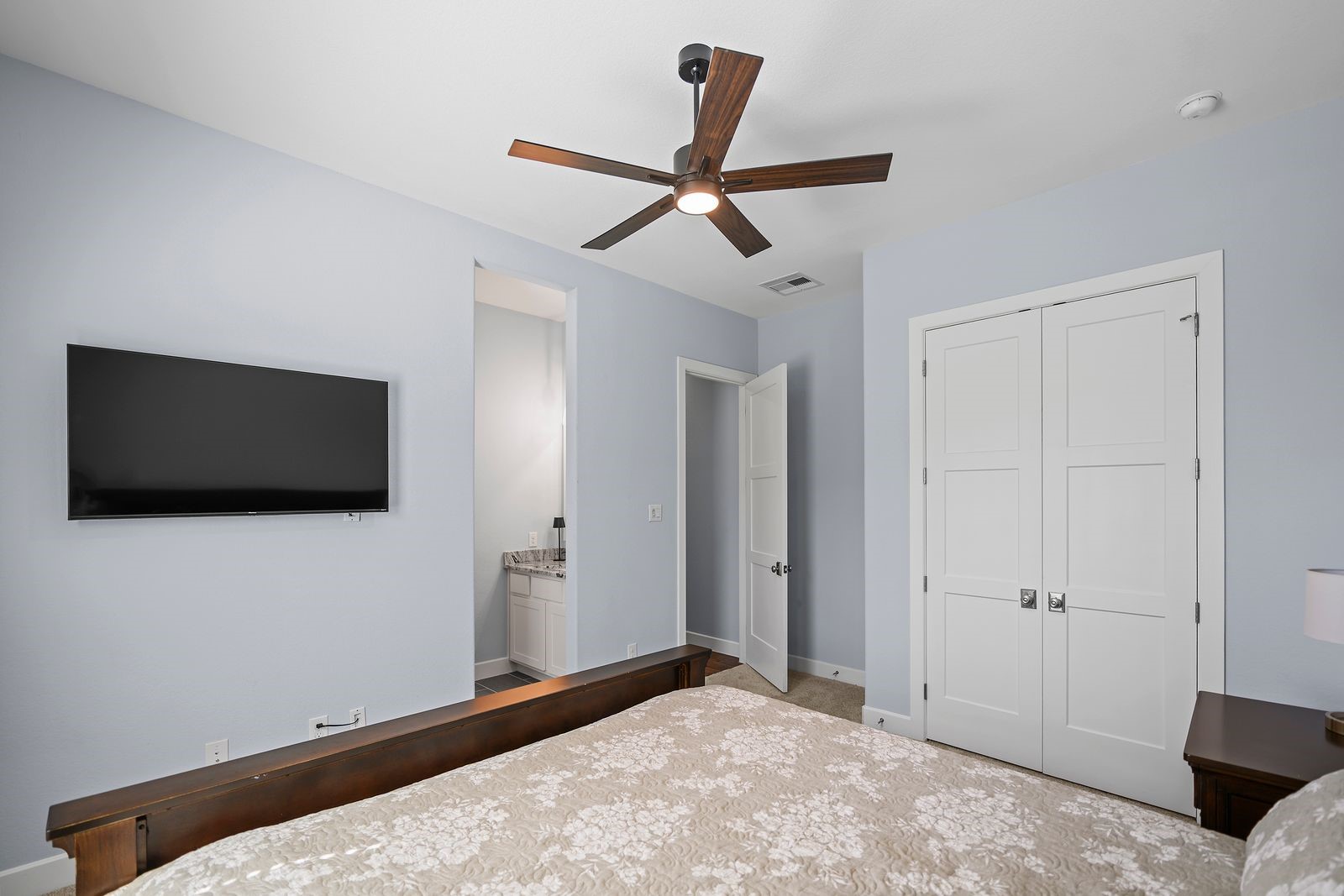 18819 Serene Water Drive Property Photo 23