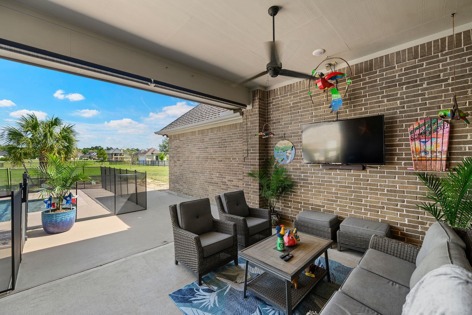 18819 Serene Water Drive Property Photo 30