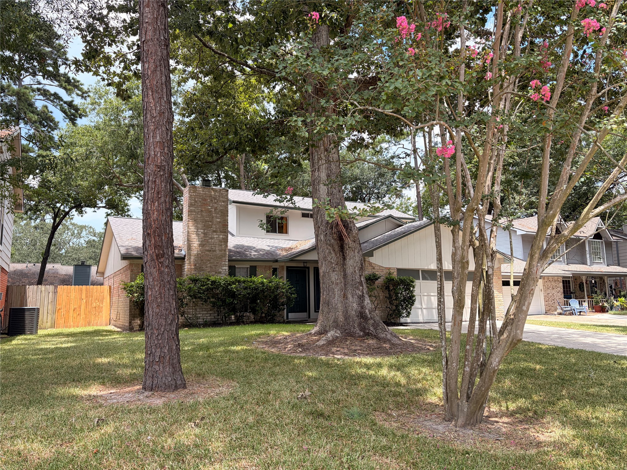 3227 Glade Springs Drive Property Photo 2