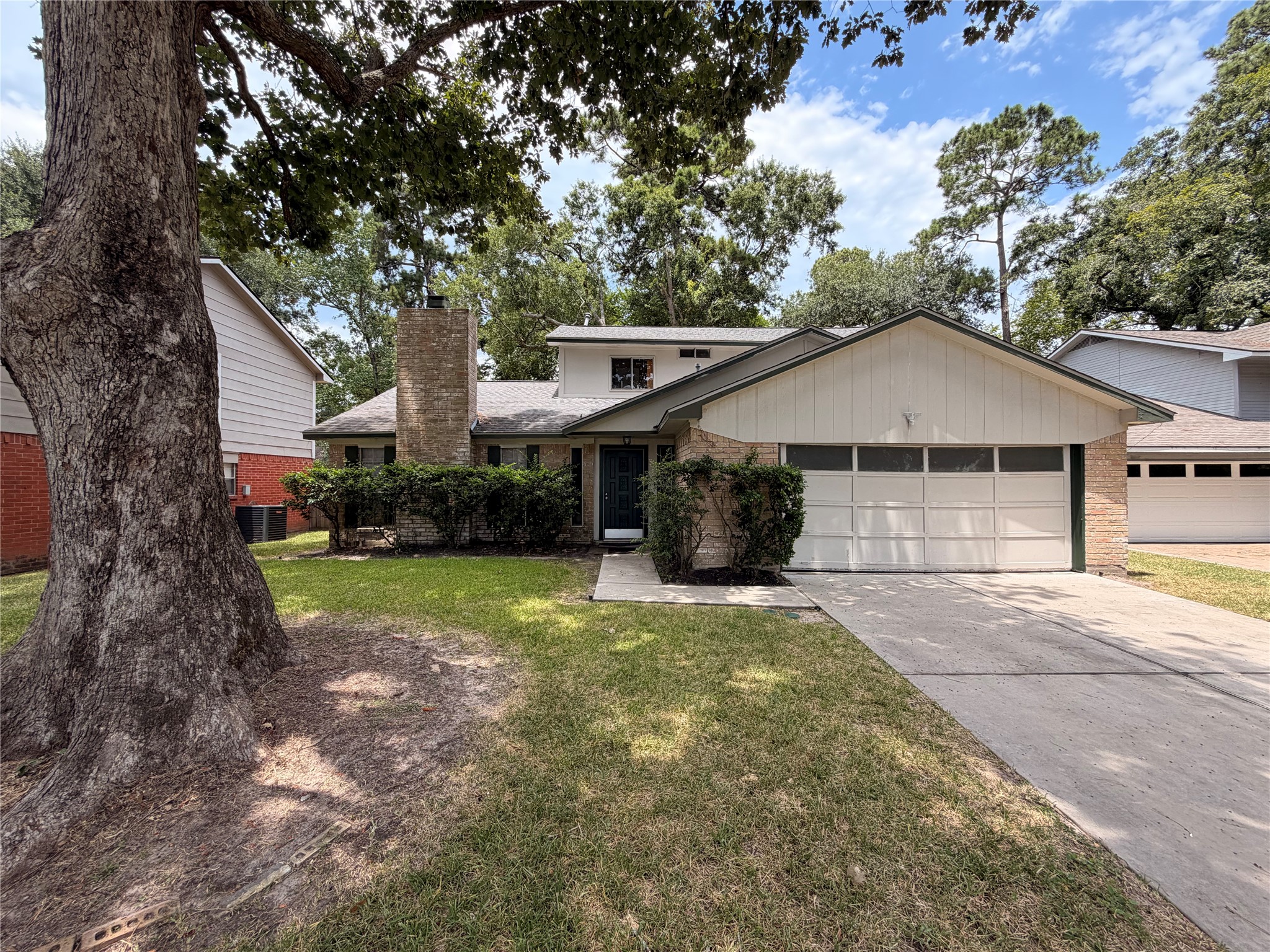 3227 Glade Springs Drive Property Photo 5