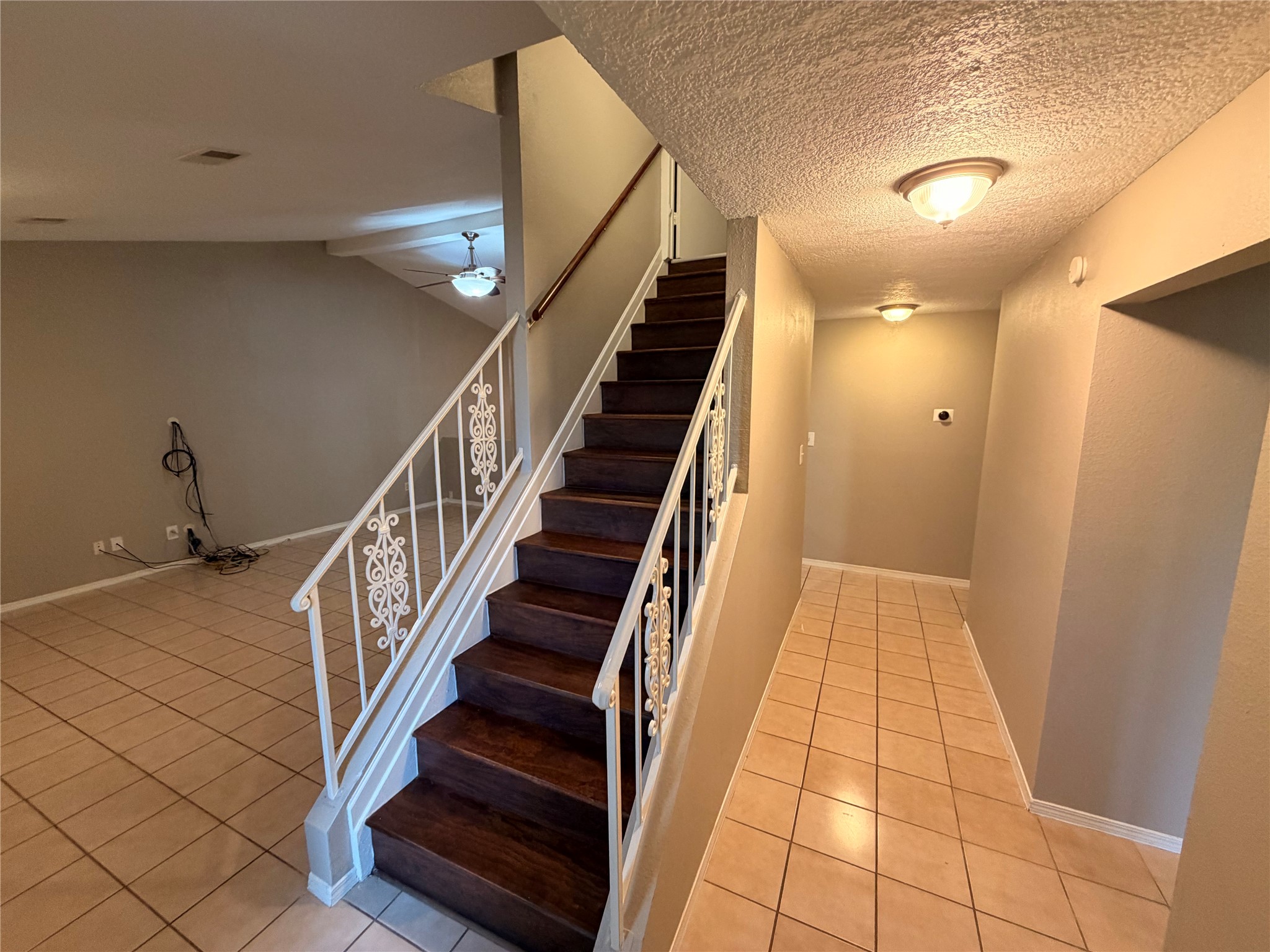3227 Glade Springs Drive Property Photo 8