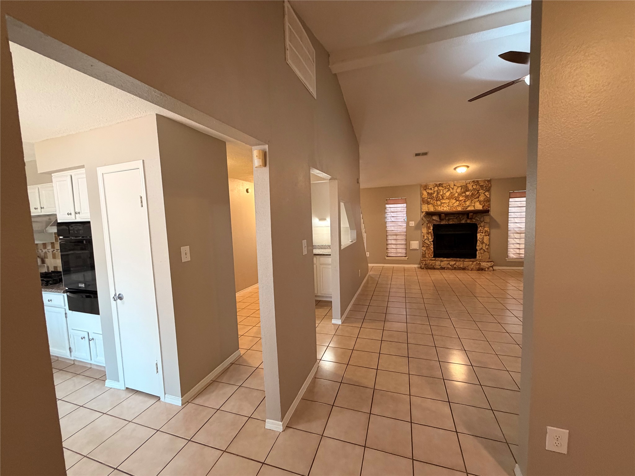 3227 Glade Springs Drive Property Photo 9