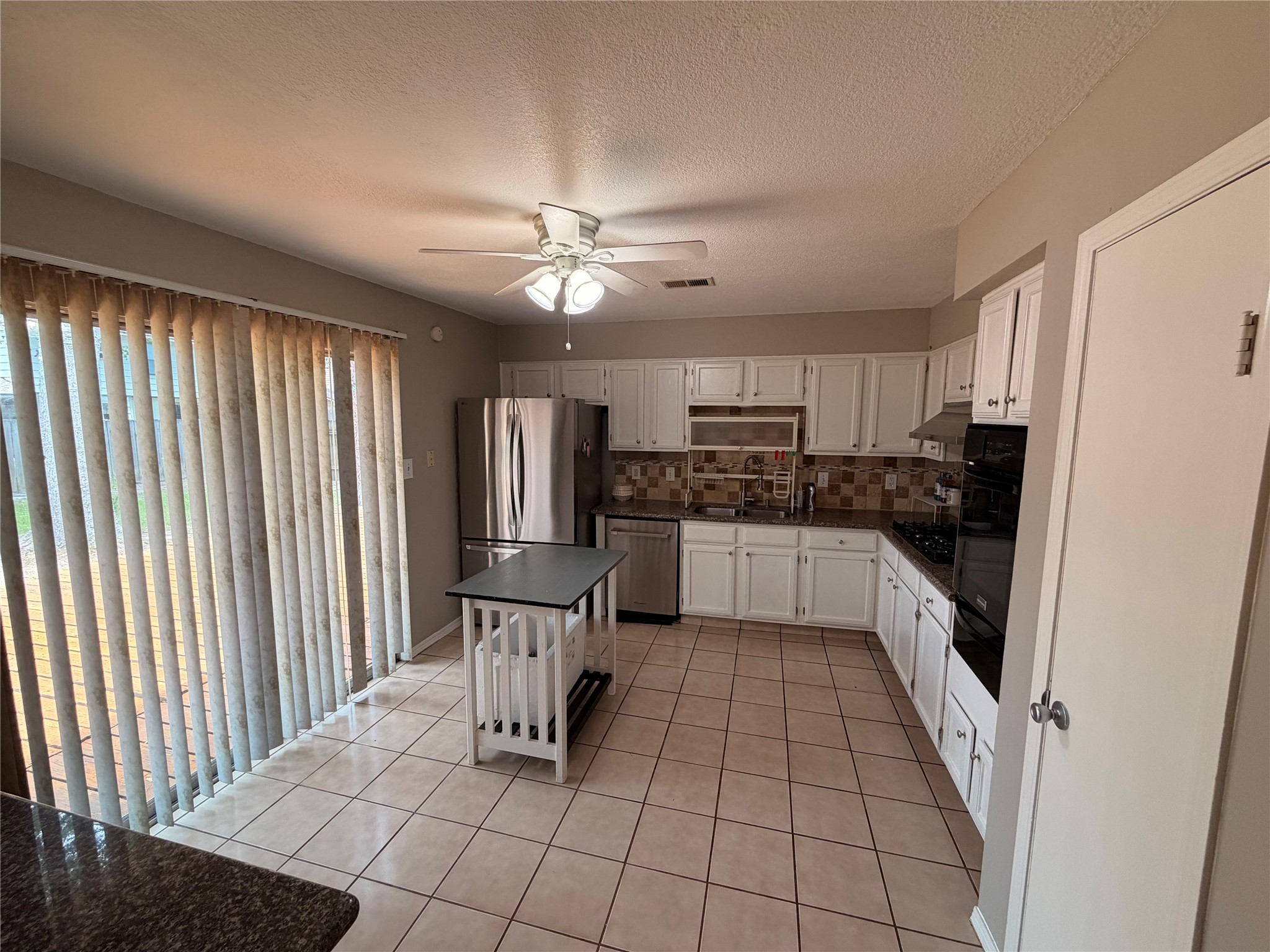 3227 Glade Springs Drive Property Photo 14