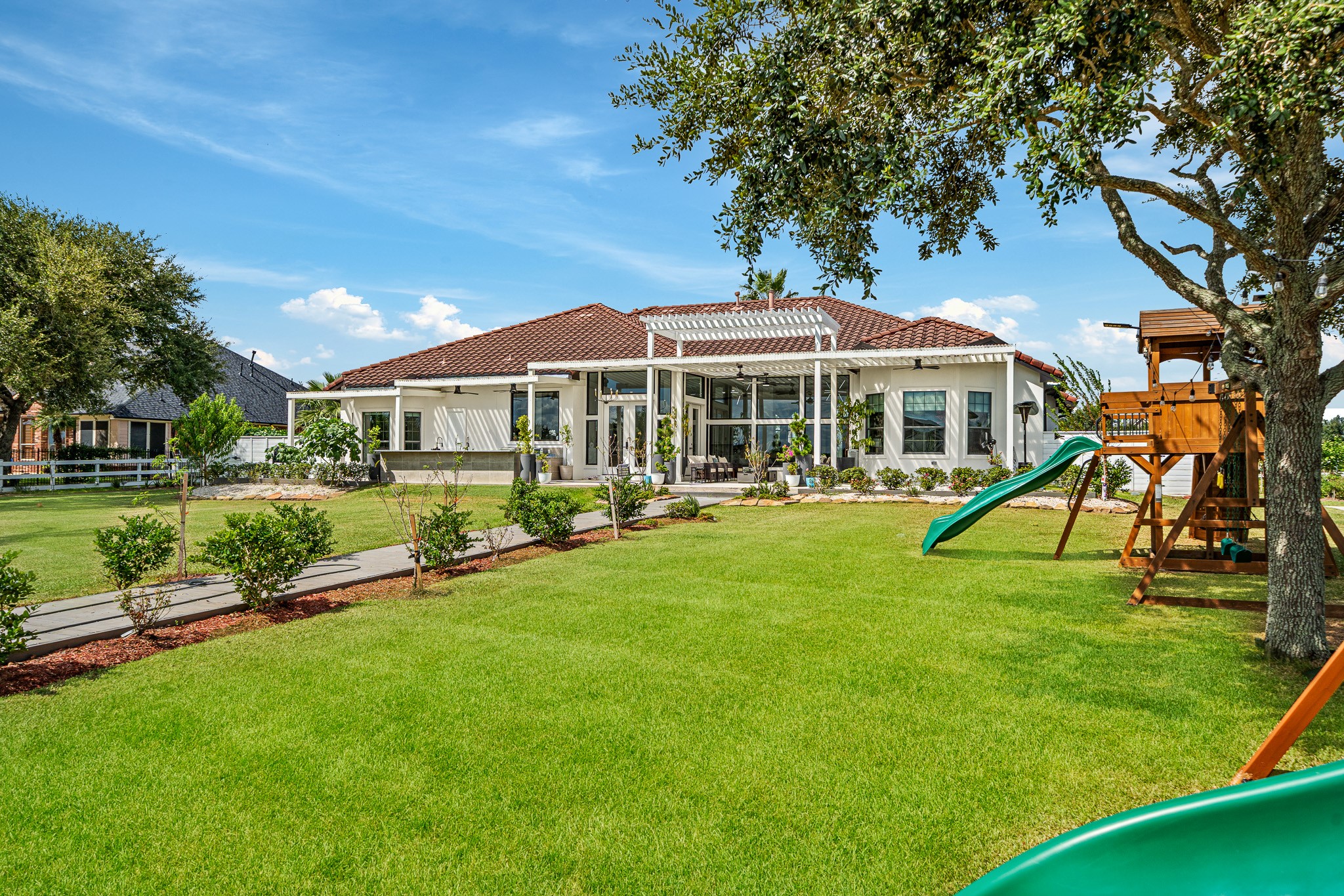5818 Sagamore Bay Lane Property Photo 5