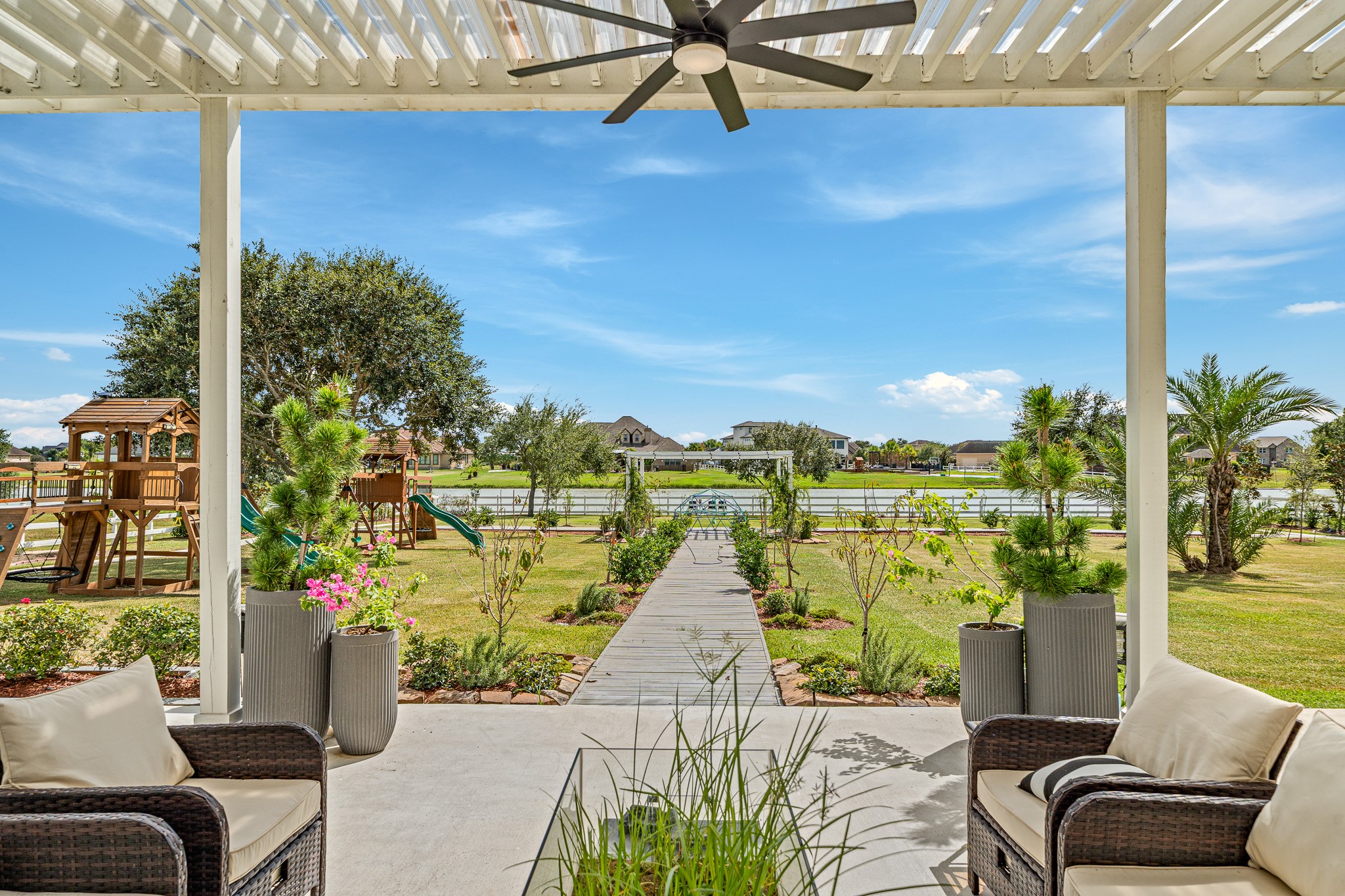 5818 Sagamore Bay Lane Property Photo 9