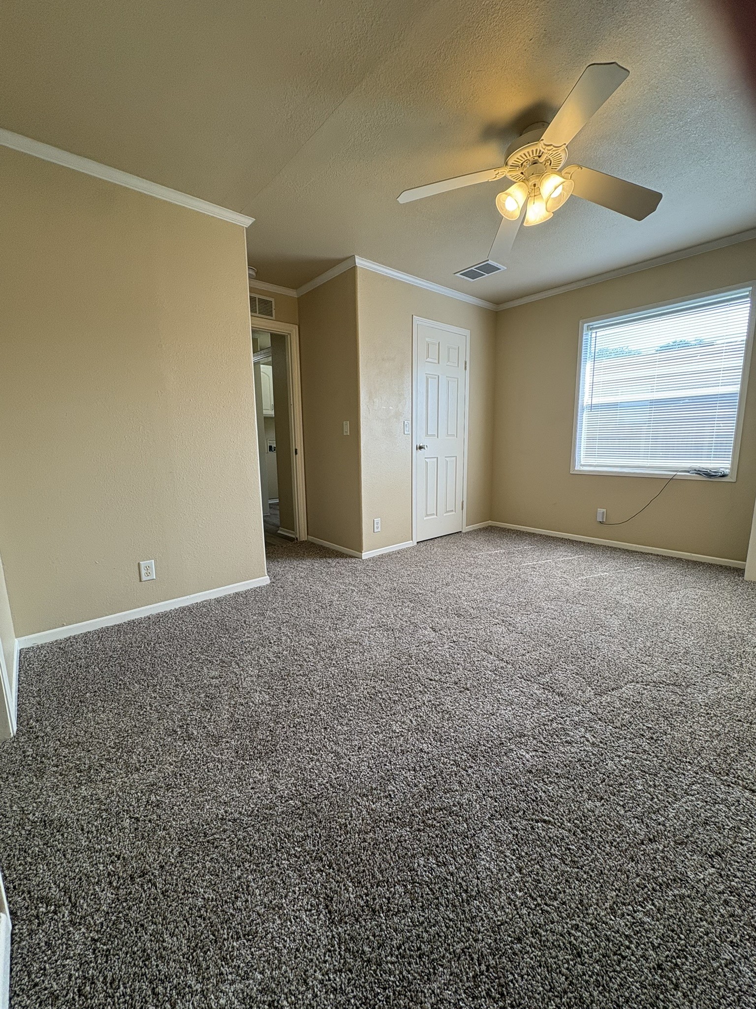 10002 Sugarvine Lane Property Photo 5