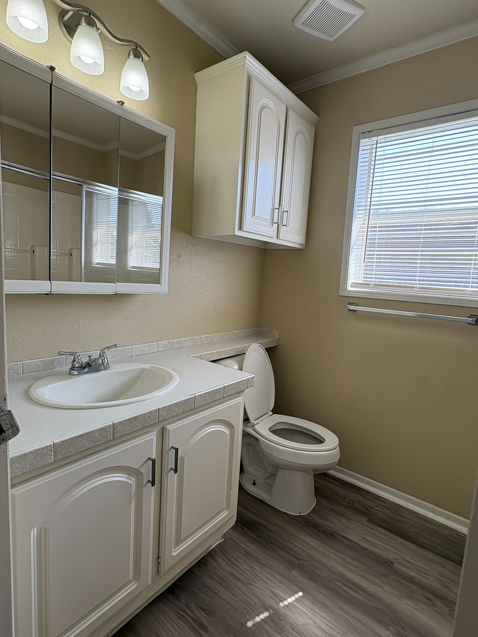 10002 Sugarvine Lane Property Photo 9